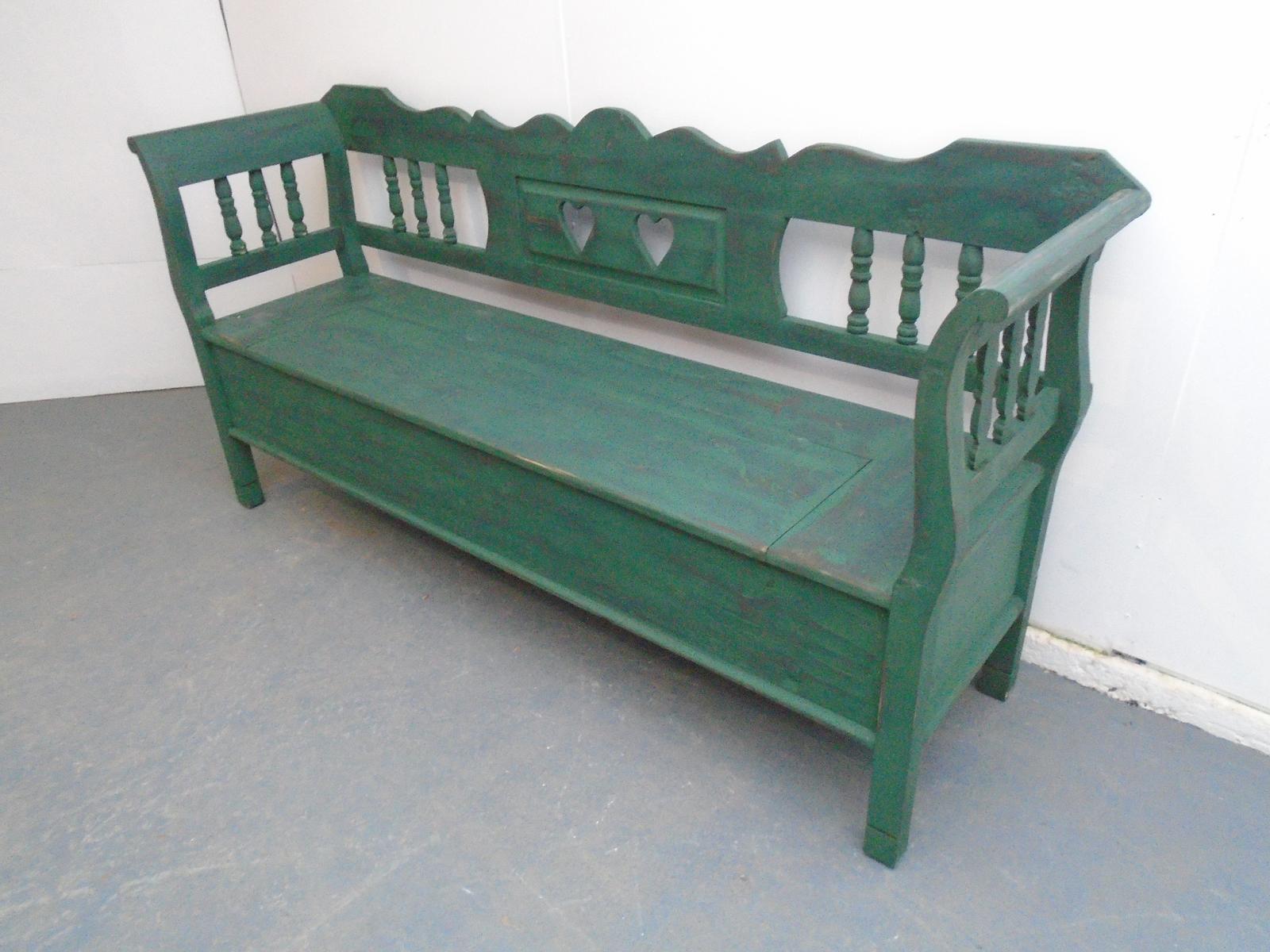 Green & Black Heart Motif Antique Pine 3 Seater Box Settle / Bench (1 of 8)