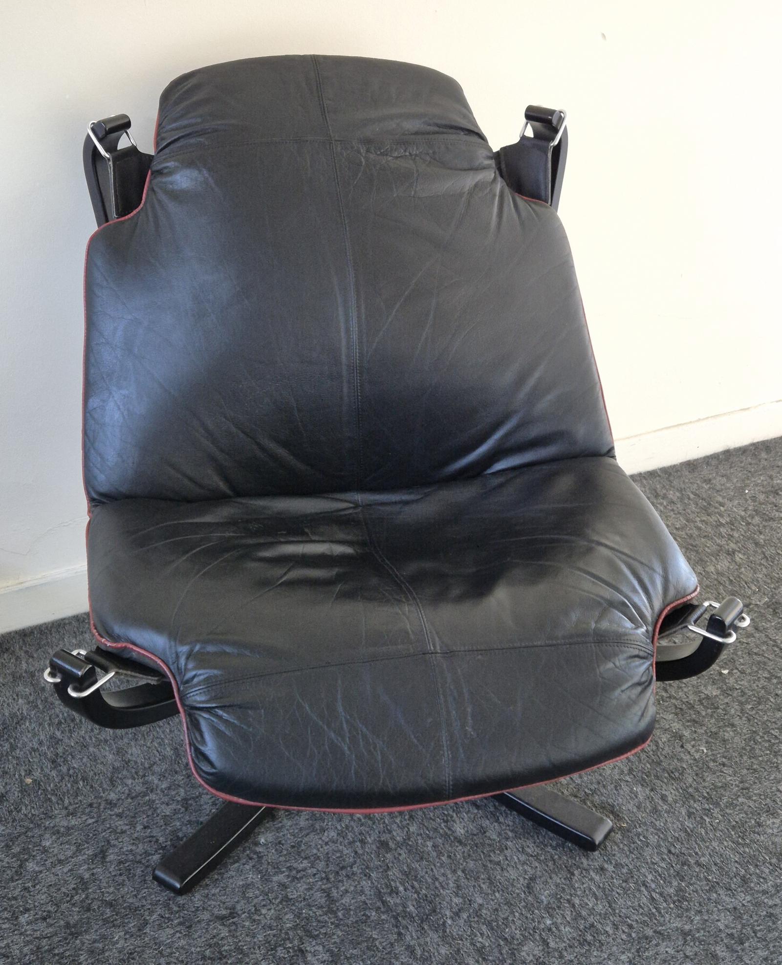 Viking Armchair, also Known as the Model P97 (1 of 10)