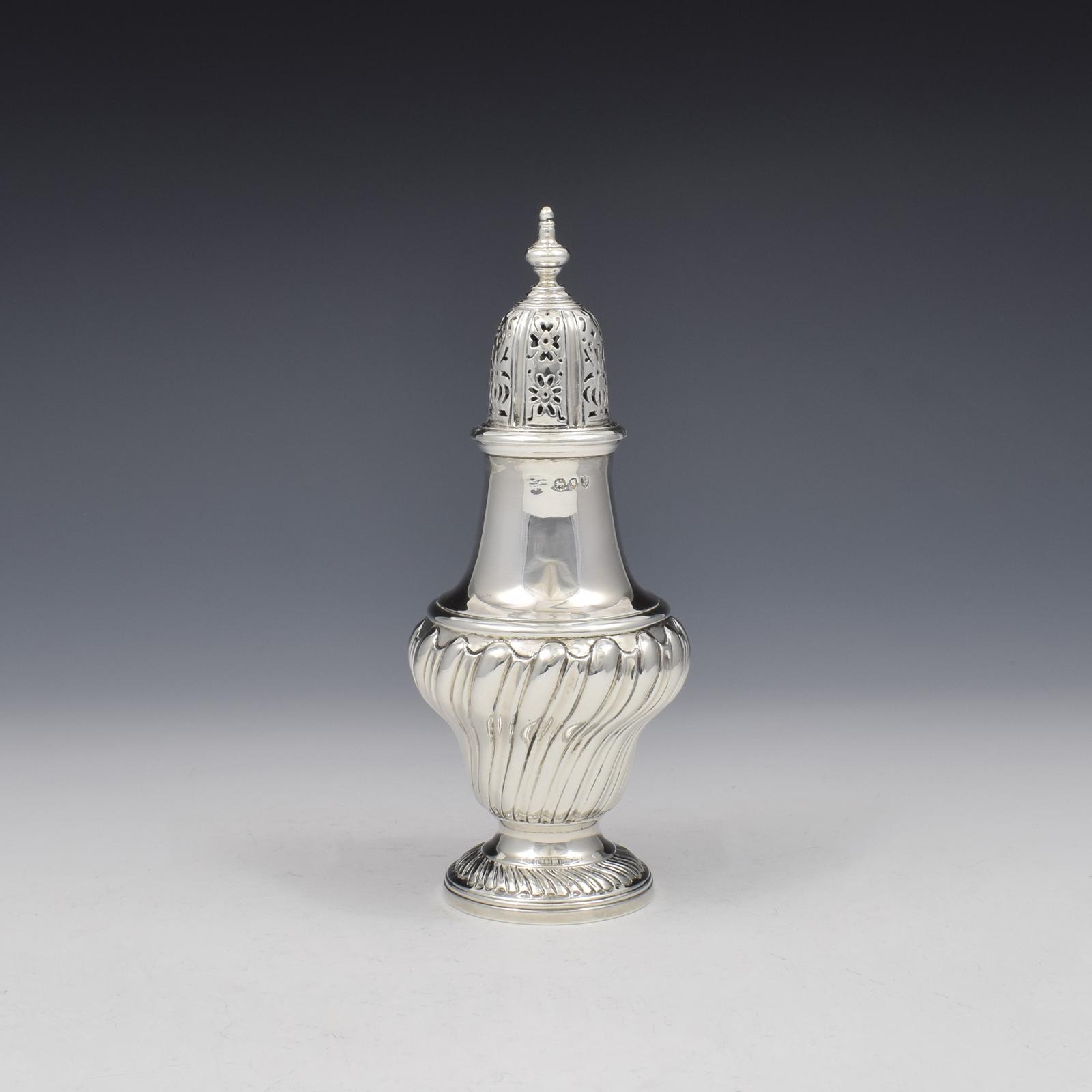 Superb Victorian Georgian Style Silver Spice / Sugar Caster 1890 (1 of 9)