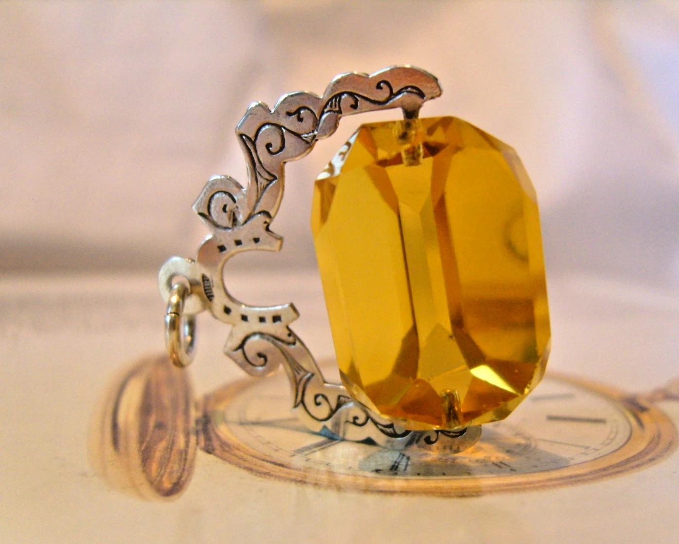 Pocket Watch Chain Fob Sterling Silver 1901 Antique Horseshoe & Citrine Spinner (1 of 12) Pocket Watch Chain Fob Sterling Silver 1901 Antique Horseshoe & Citrine Spinner (1 of 12)