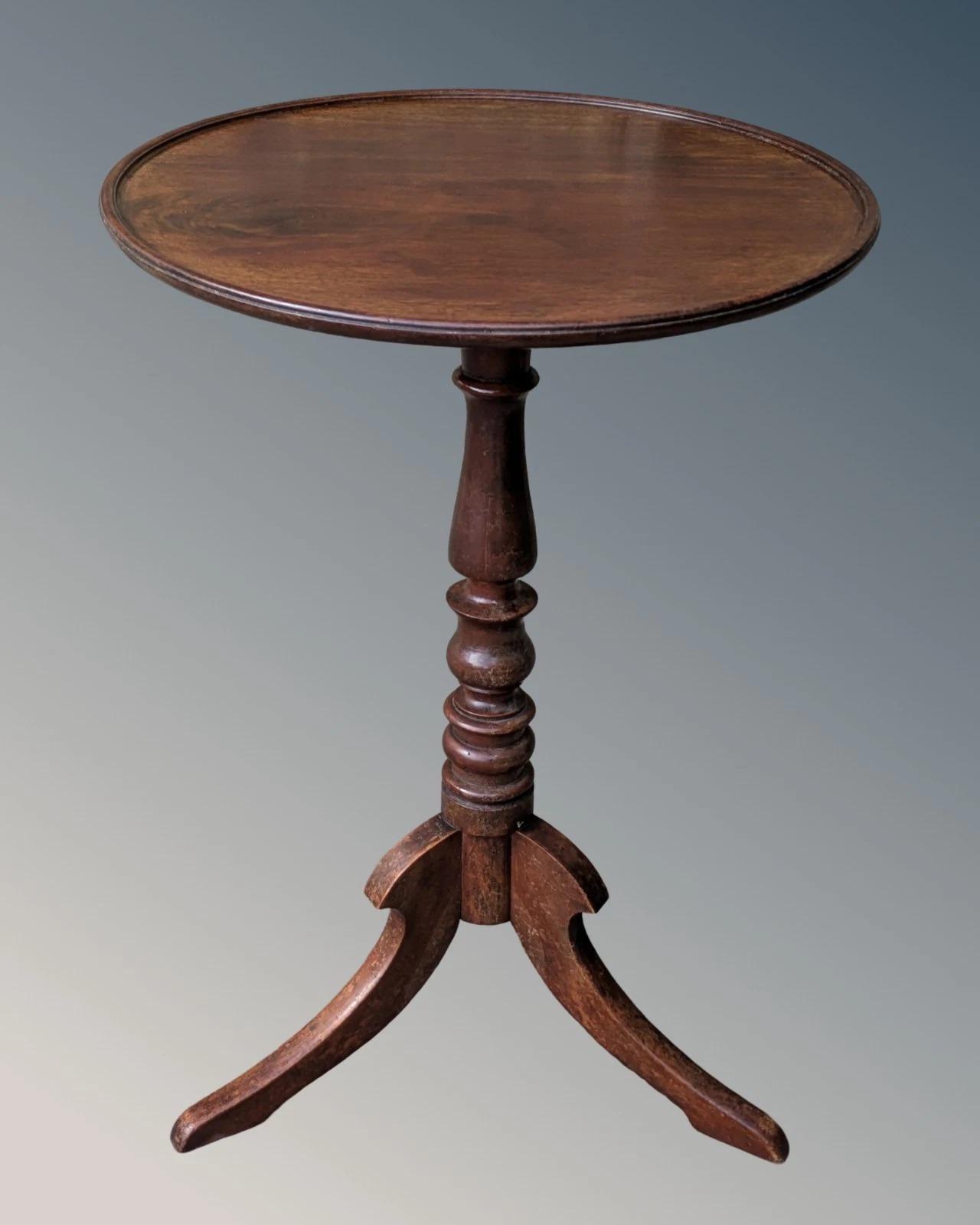Georgian Circular Tip Top Table (1 of 7) Georgian Circular Tip Top Table (1 of 7)