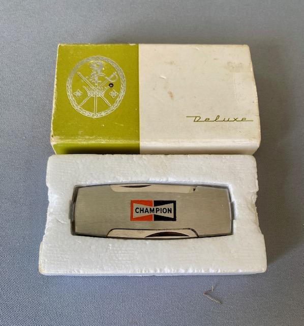 Champion Spark Plugs Enamel & Stainless Steel Multi Tool (1 of 4)