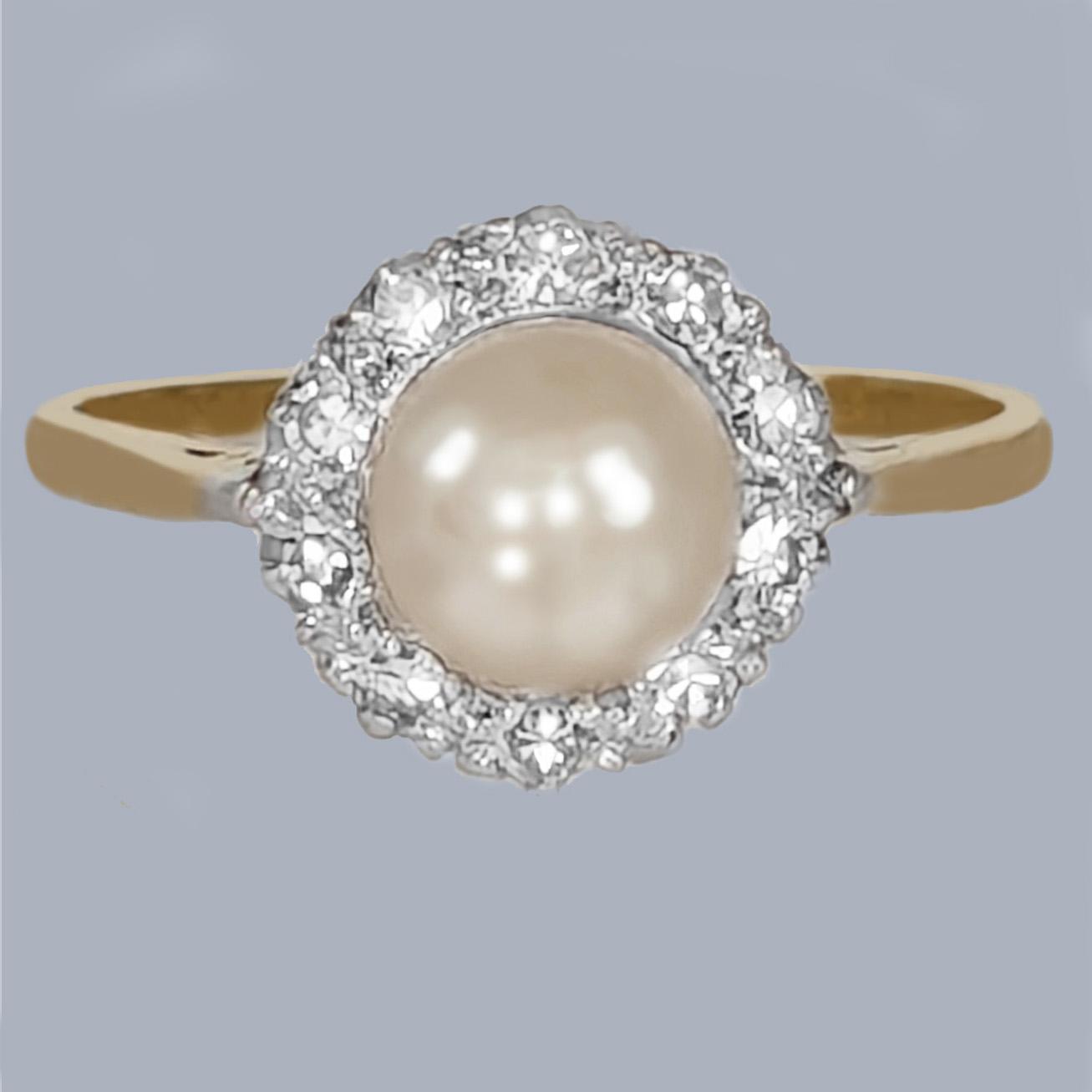 Post 1940s Diamond Jewellery - main image