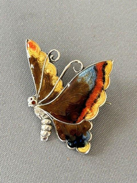Rare Profile Enamel Silver Butterfly Brooch (1 of 4) Rare Profile Enamel Silver Butterfly Brooch (1 of 4)