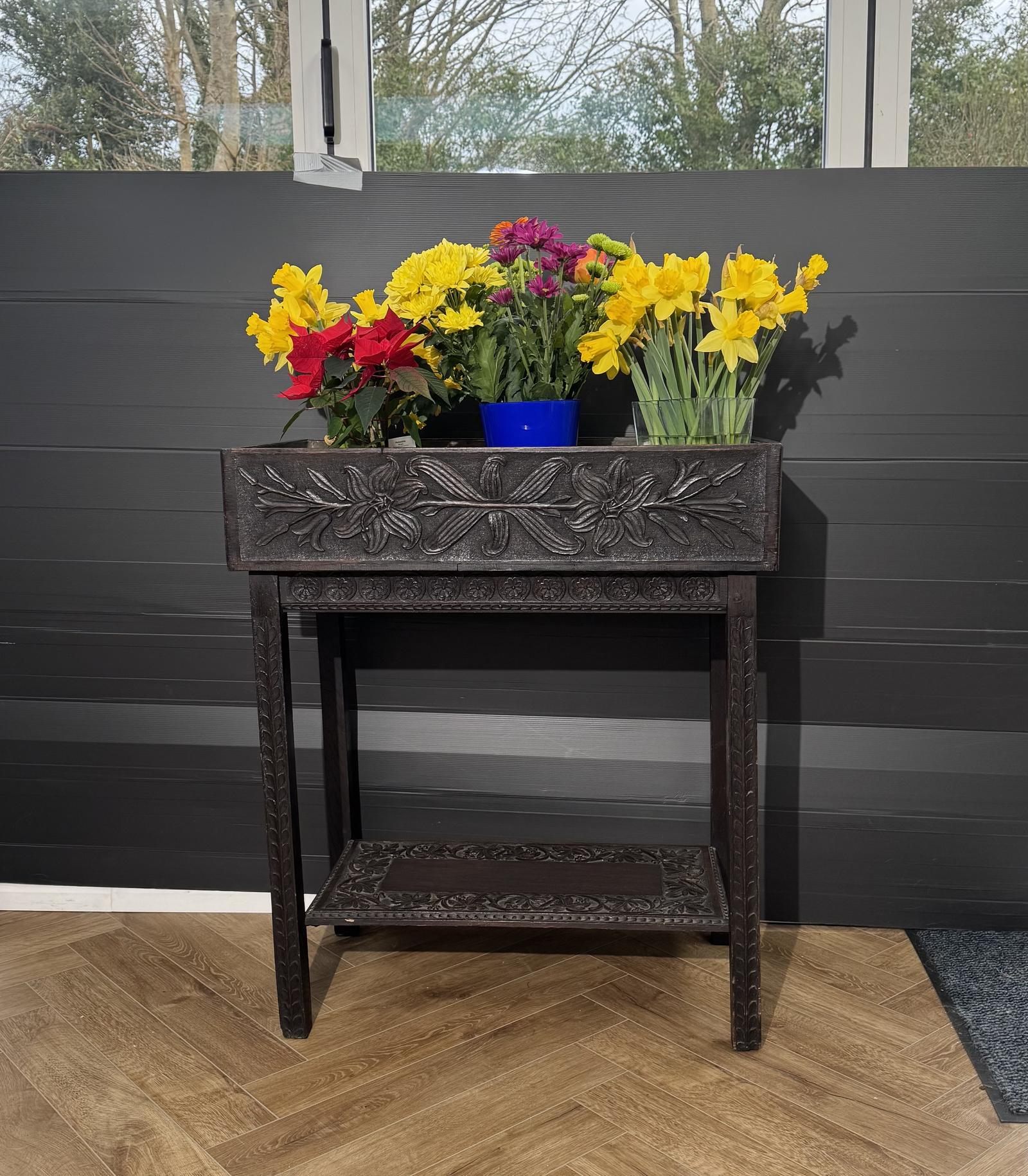 Victorian Oak Planter (1 of 6) Victorian Oak Planter (1 of 6)