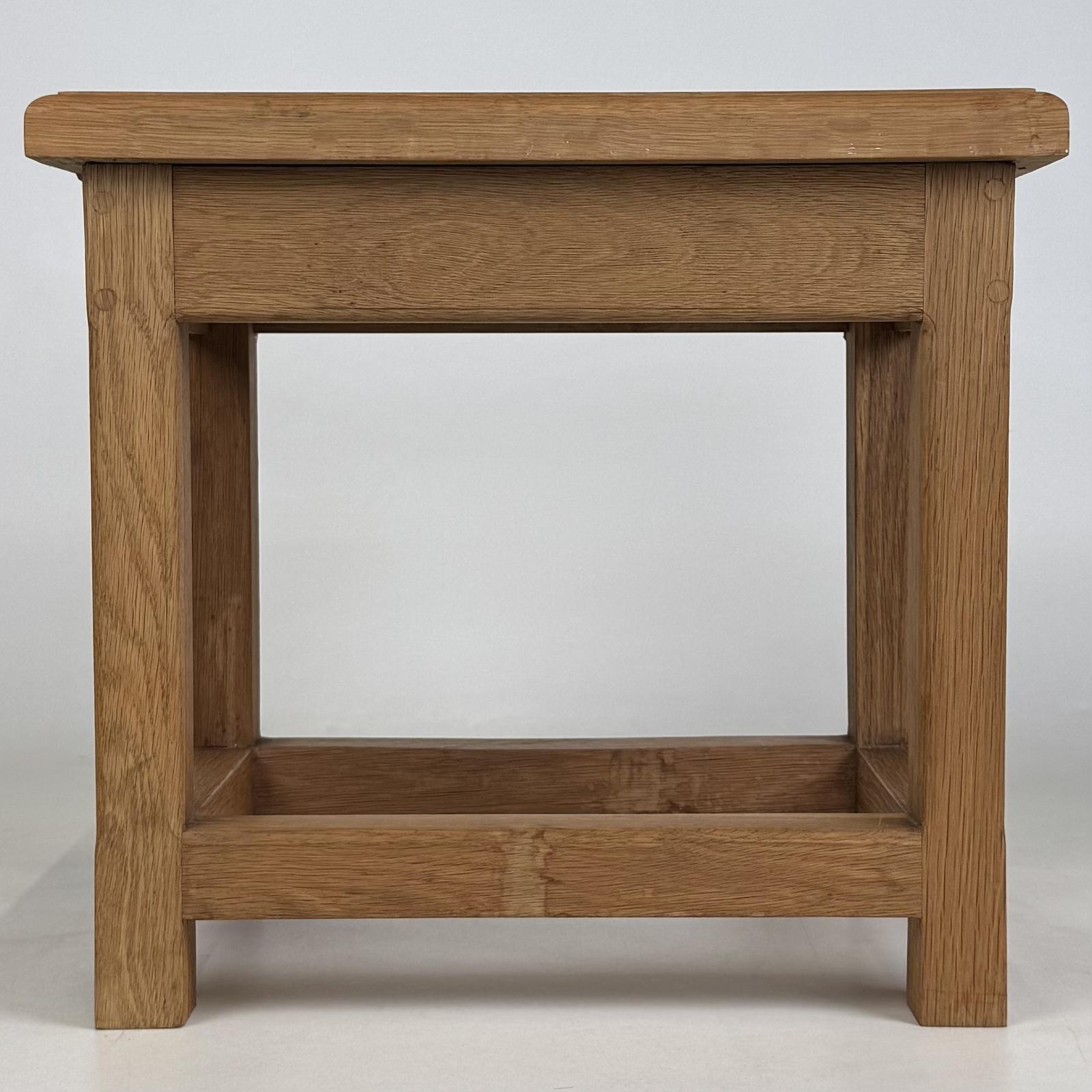 Vintage 20th Century Good Quality Joint Oak Stool (1 of 9) Vintage 20th Century Good Quality Joint Oak Stool (1 of 9)