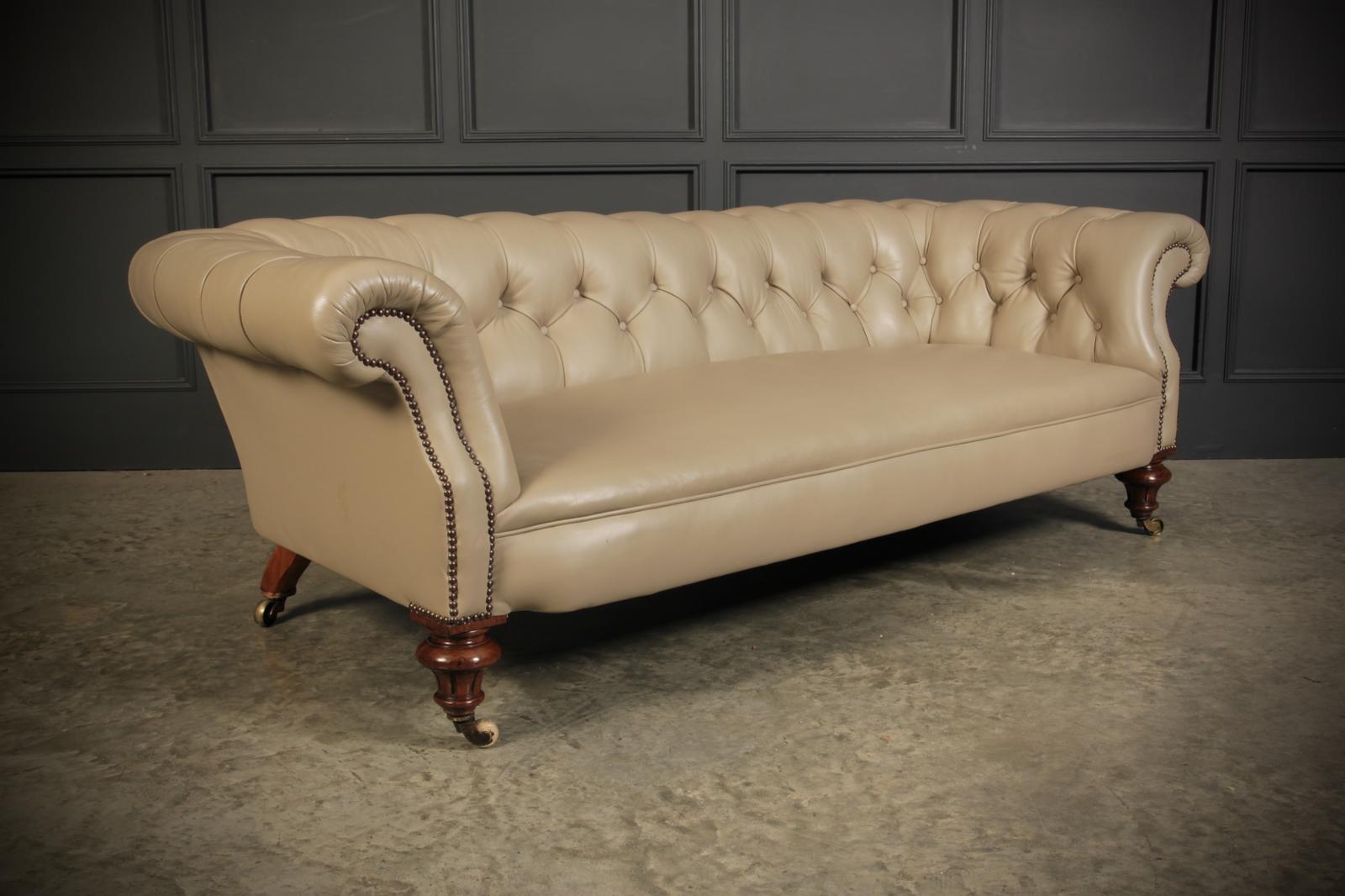 Victorian Buttoned Leather Chesterfield Sofa (1 of 10)