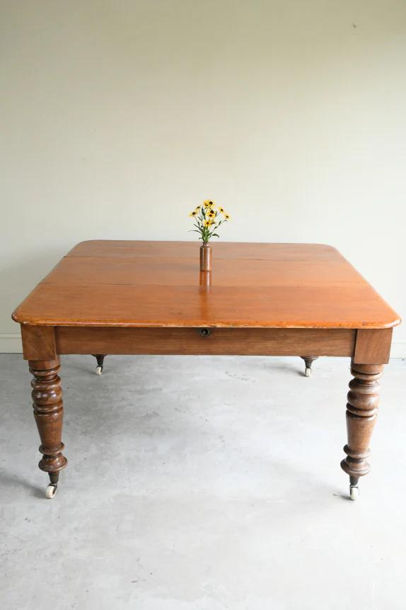 Victorian Pine & Mahogany Extending Dining Table (1 of 10) Victorian Pine & Mahogany Extending Dining Table (1 of 10)