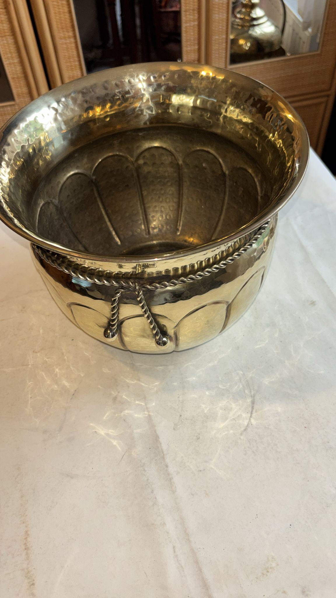Jardiniere in Solid, Beaten Brass (1 of 2) Jardiniere in Solid, Beaten Brass (1 of 2)