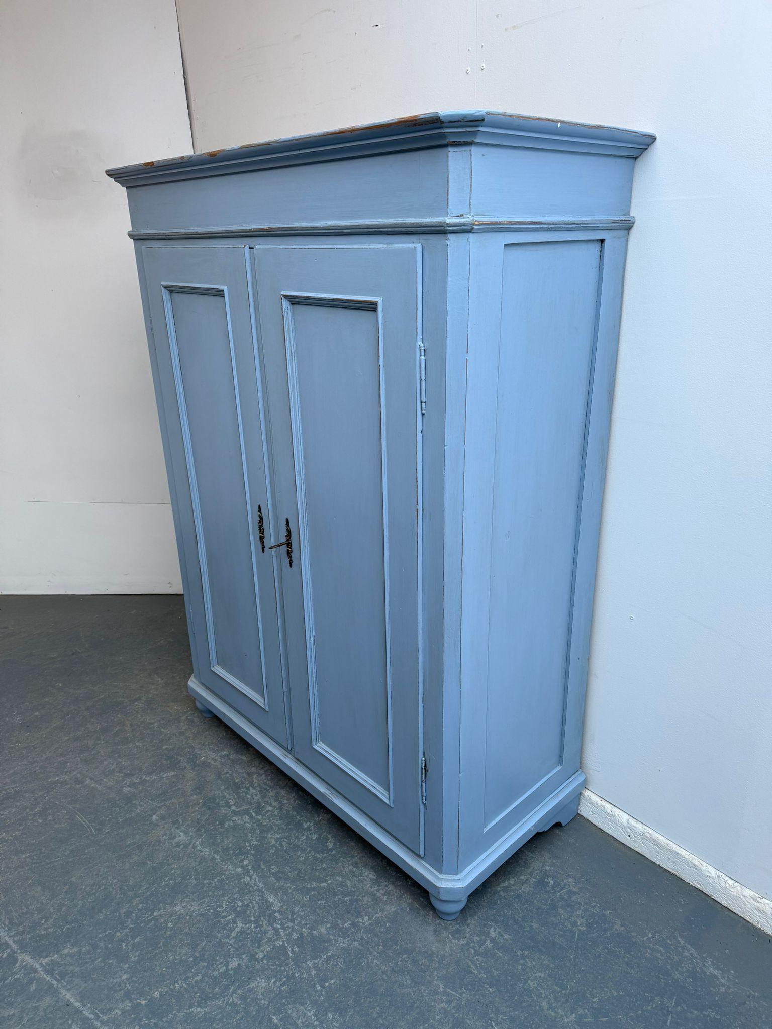 A Quality Victorian Antique/old Pine Painted Sky Blue 2 Door Child's Wardrobe (1 of 9)