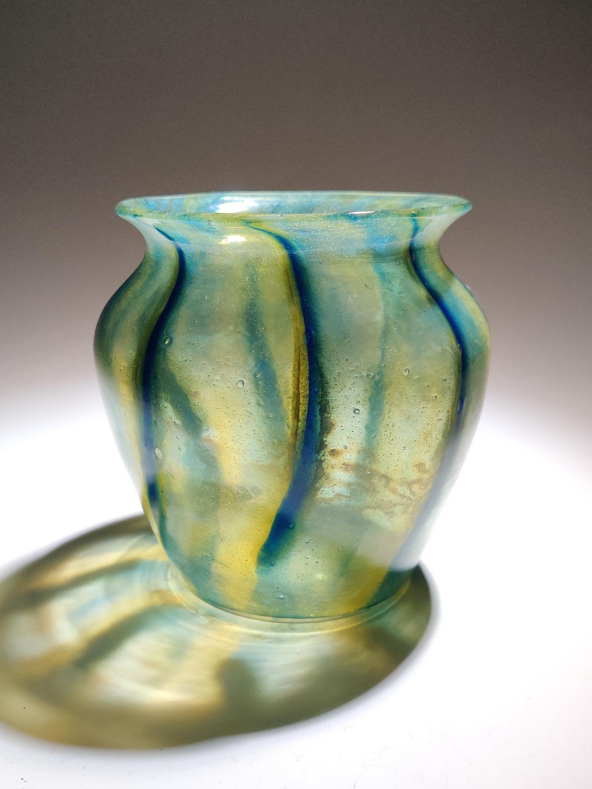 Salviati Glass Vase (1 of 13)