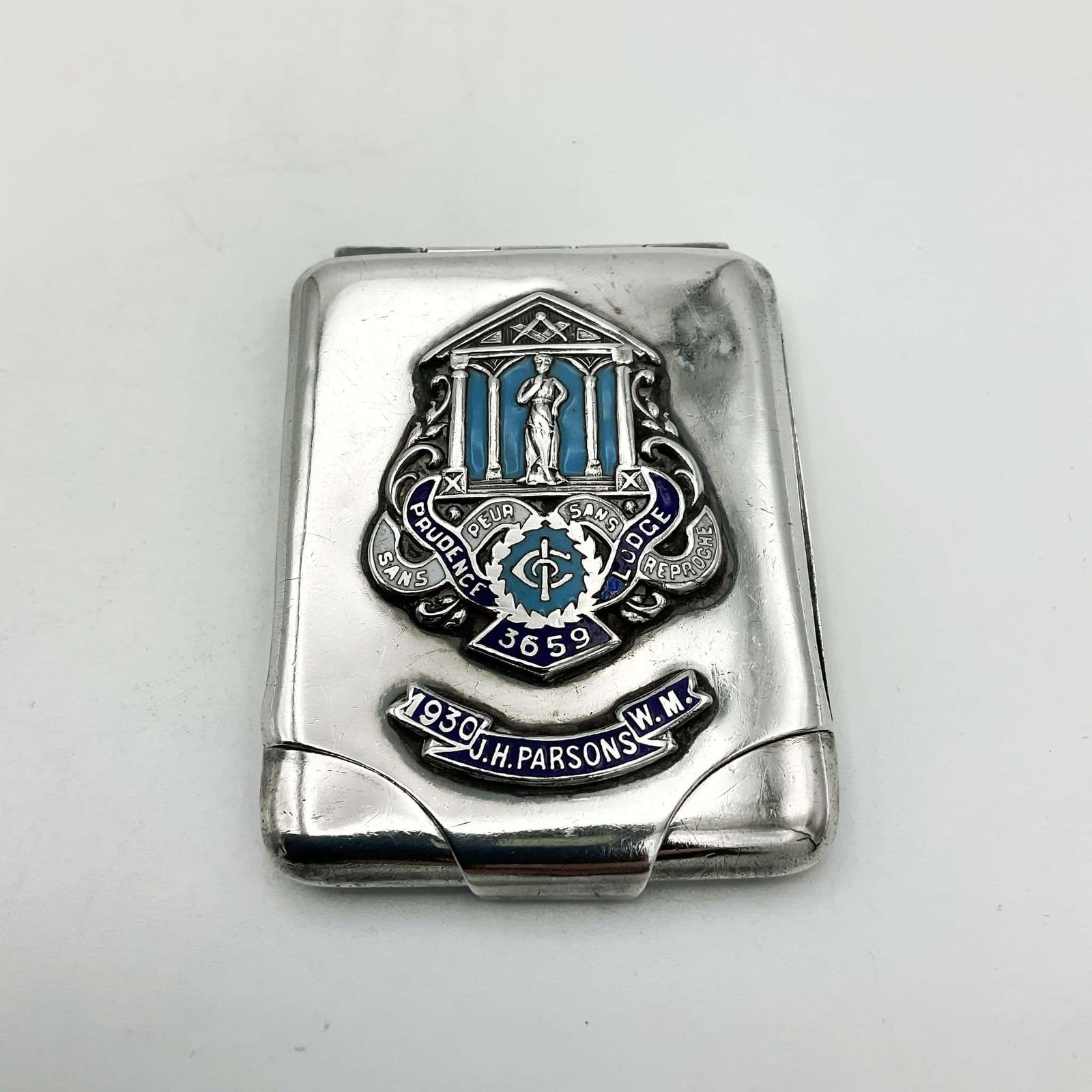 Antique Masonic Sterling Silver Matchbook Case (1 of 10) Antique Masonic Sterling Silver Matchbook Case (1 of 10)