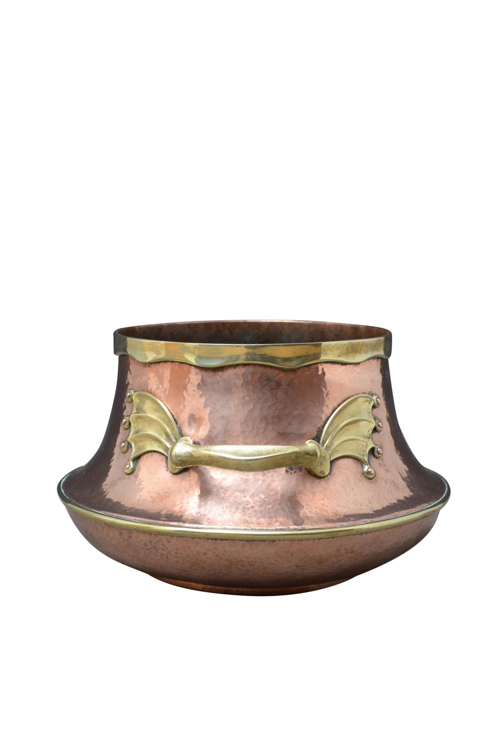 Unique Large Hammered Copper & Brass Planter Jardiniere Vessel Waste Bin (1 of 10) Unique Large Hammered Copper & Brass Planter Jardiniere Vessel Waste Bin (1 of 10)