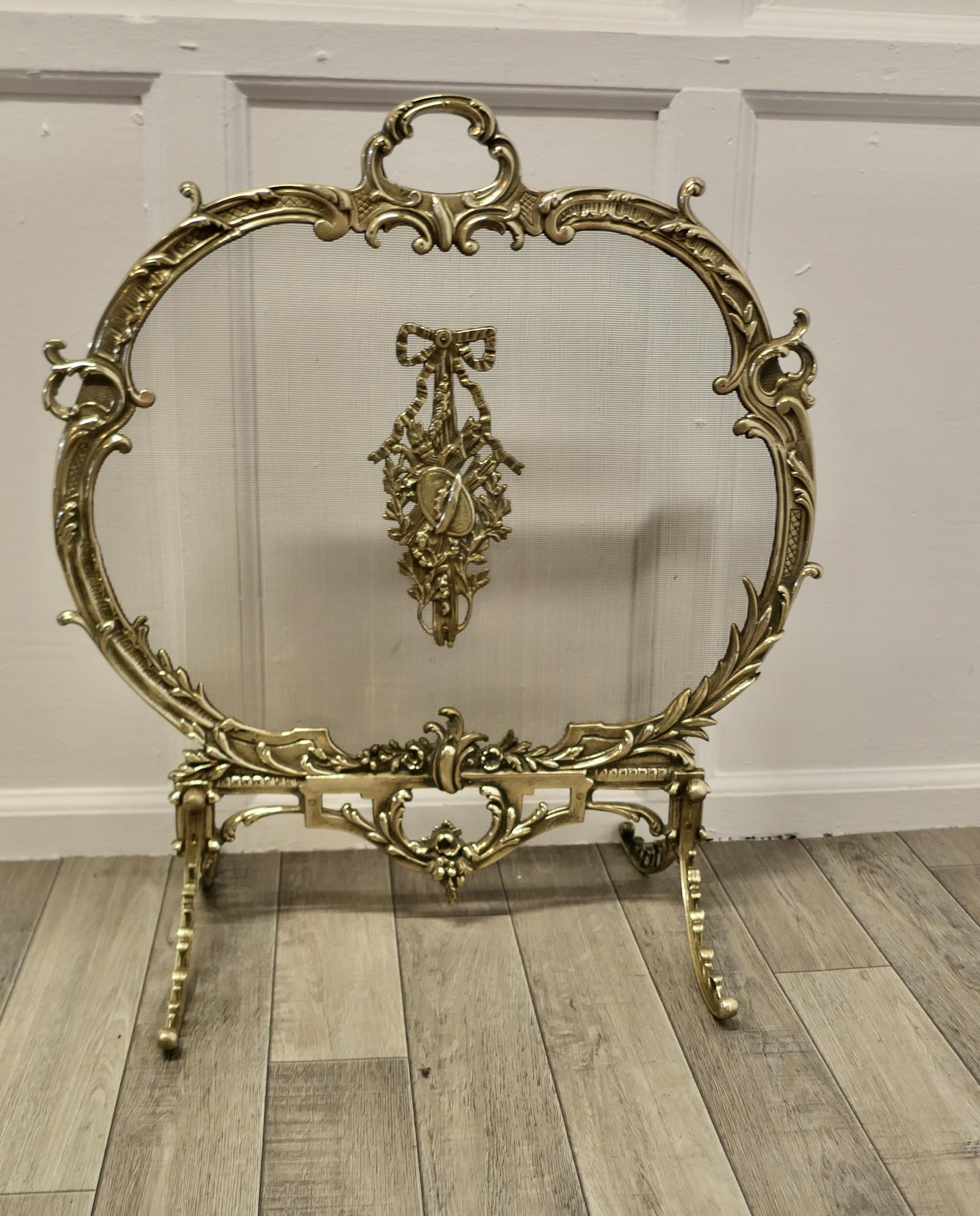 A Superb French Brass Rococo Fire Guard, Screen (1 of 7)