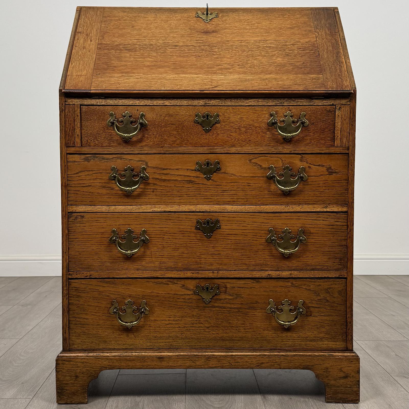 Antique 20th Century Good Quality Golden Oak Bureau (1 of 13)