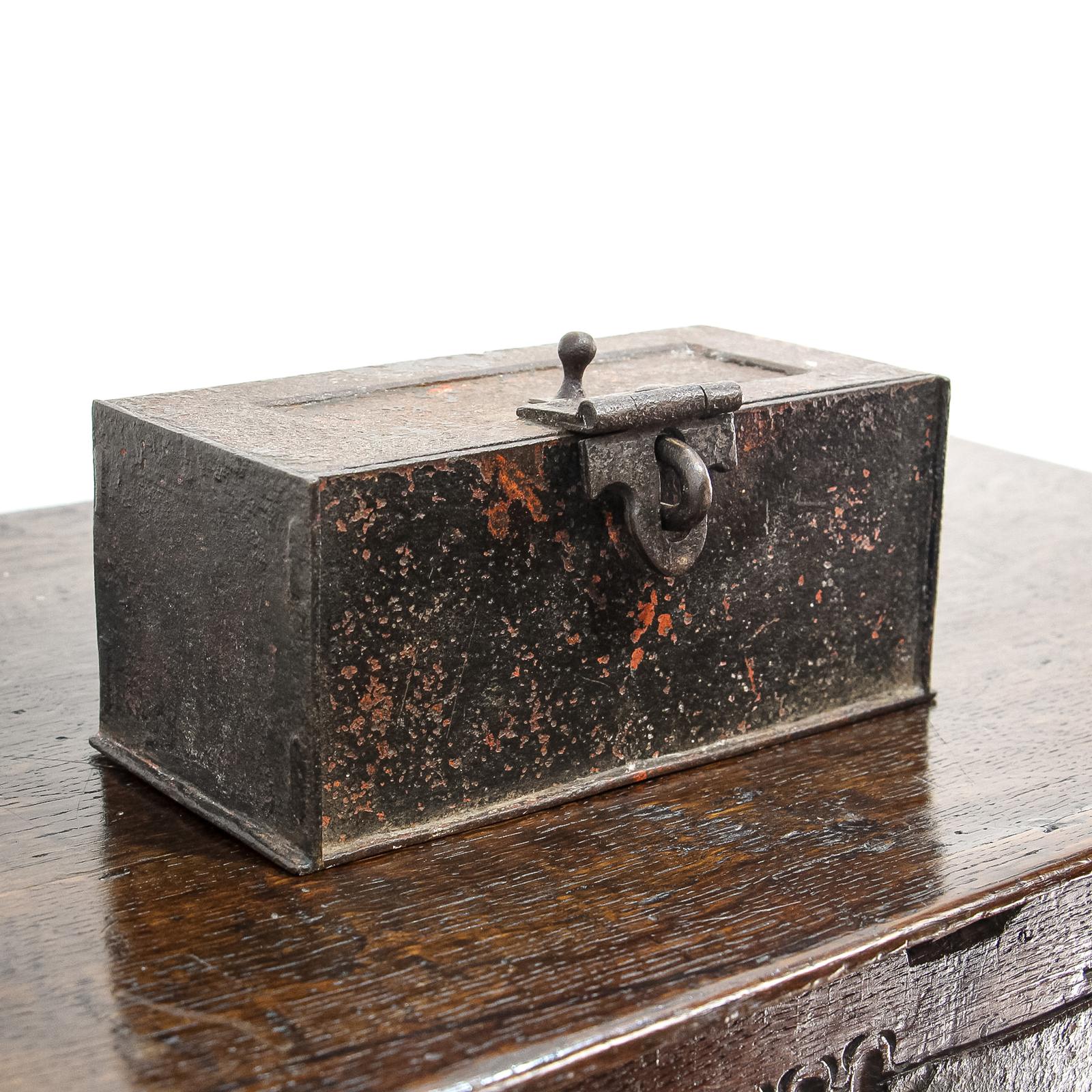 George III Cast Iron Strong Box (1 of 11)