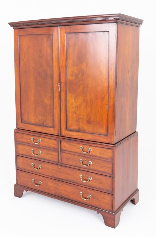 Georgian Mahogany Linen Press (1 of 10) Georgian Mahogany Linen Press (1 of 10)
