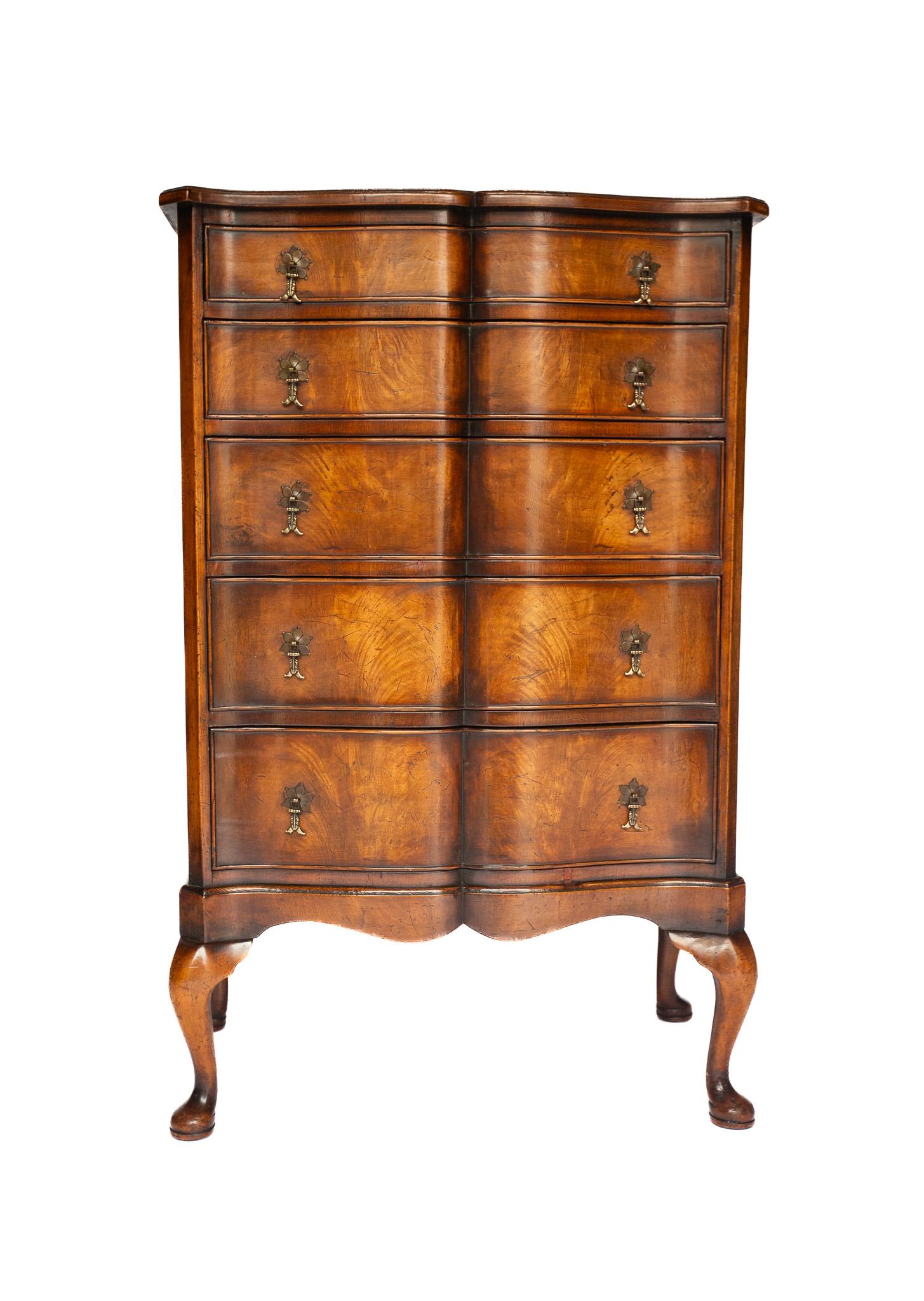 Walnut Queen Anne Style 5 Drawer Chest 1920s (1 of 7)