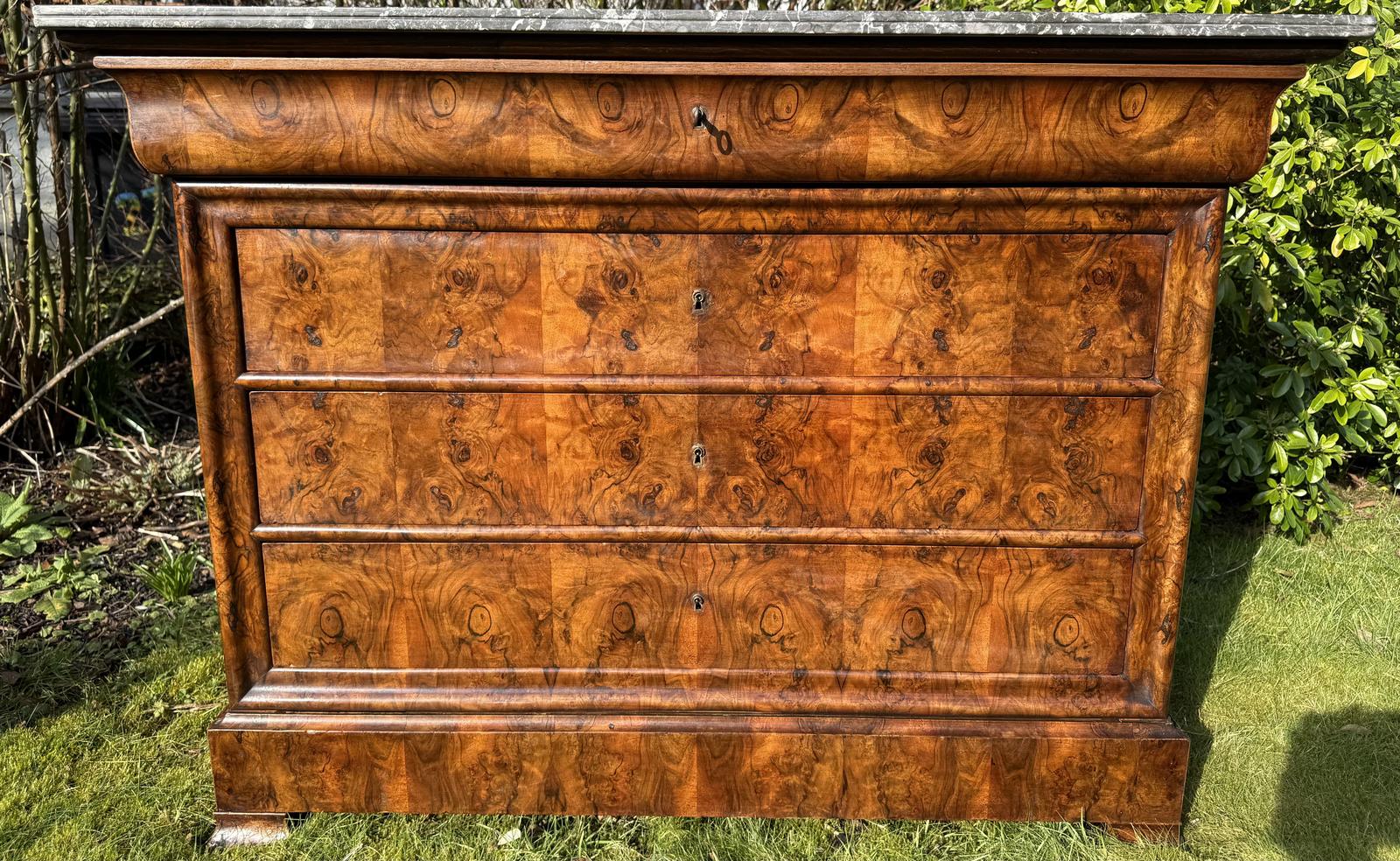 Burr Walnut Louis Philippe Commode (1 of 6) Burr Walnut Louis Philippe Commode (1 of 6)