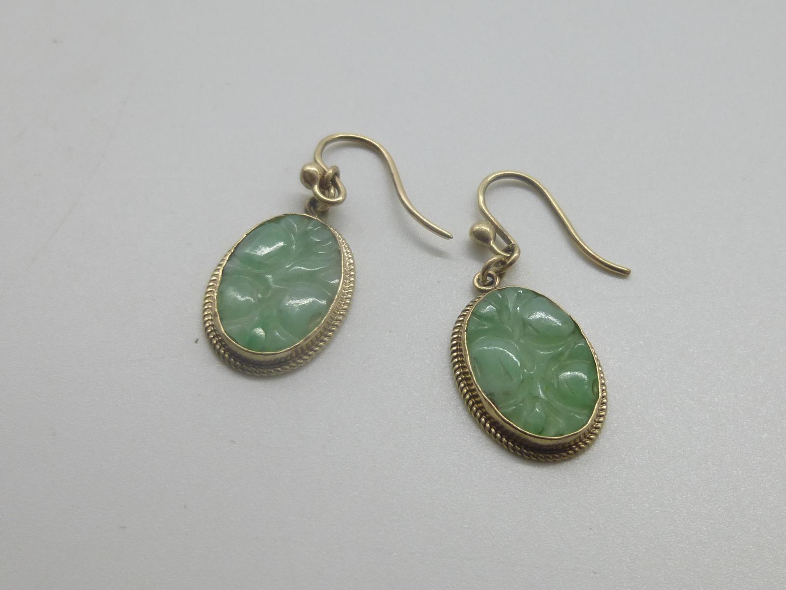 Pair of 9ct Gold & Jade Earrings (1 of 5)