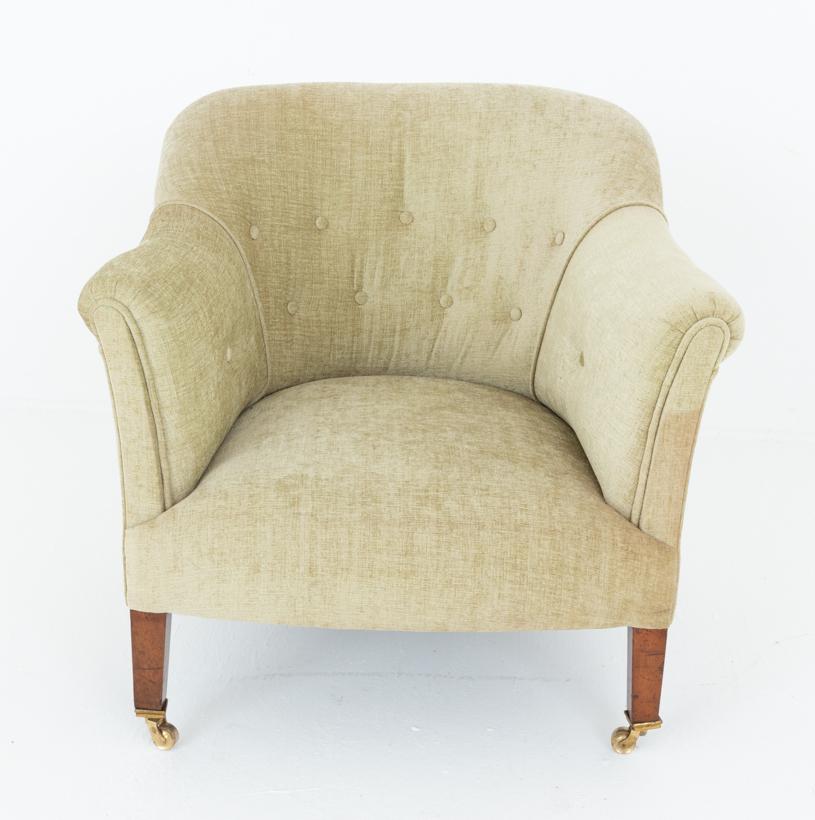 Late Victorian Upholstered Club Chair (1 of 4)