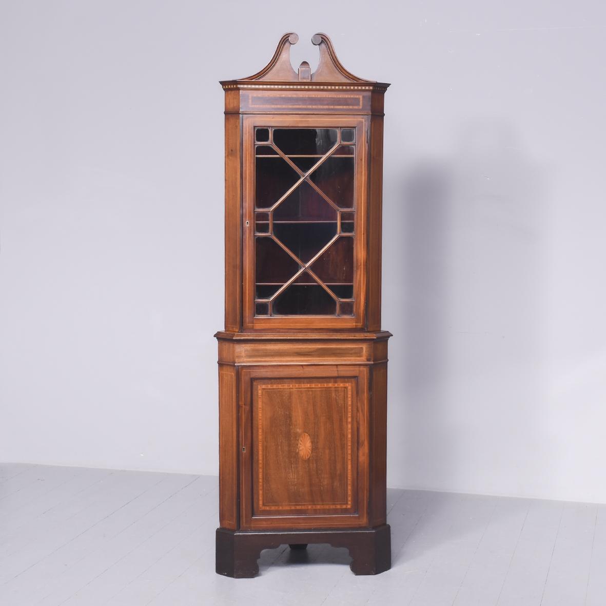 Sheraton Style Two-part Inlaid Corner Cabinet (1 of 10)