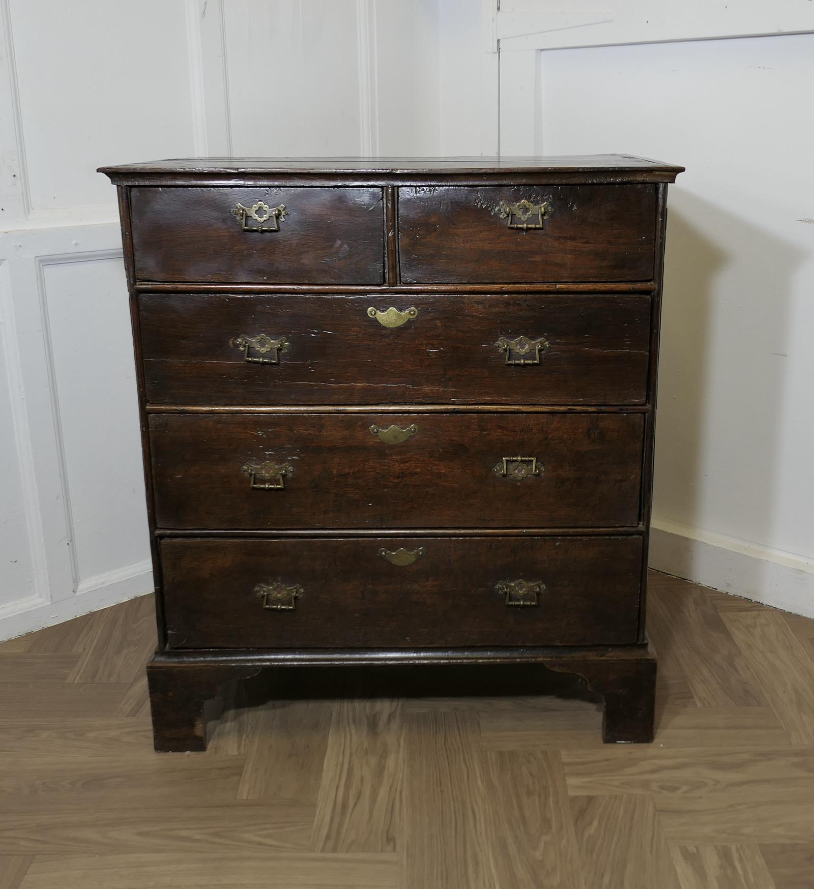 18th Century Period Oak Chest of Drawers (1 of 5)