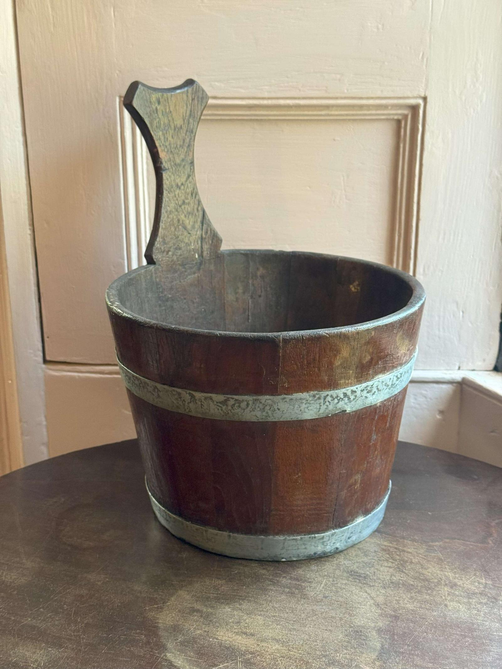 19th Century Scottish vernacular treen 'luggie' staved vessel (1 of 22)
