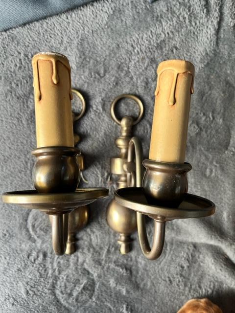 A Pair of Single Light Dutch Wall-lights (1 of 4)