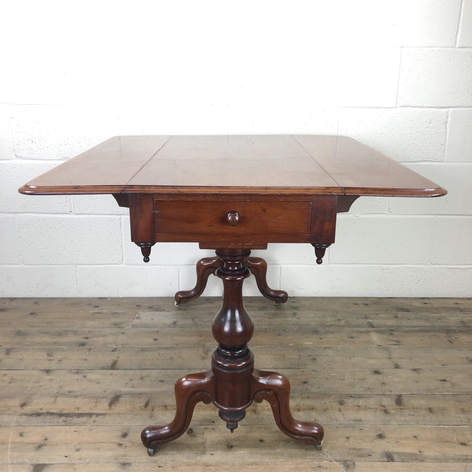 Antique Mahogany Pembroke Table (1 of 10) Antique Mahogany Pembroke Table (1 of 10)