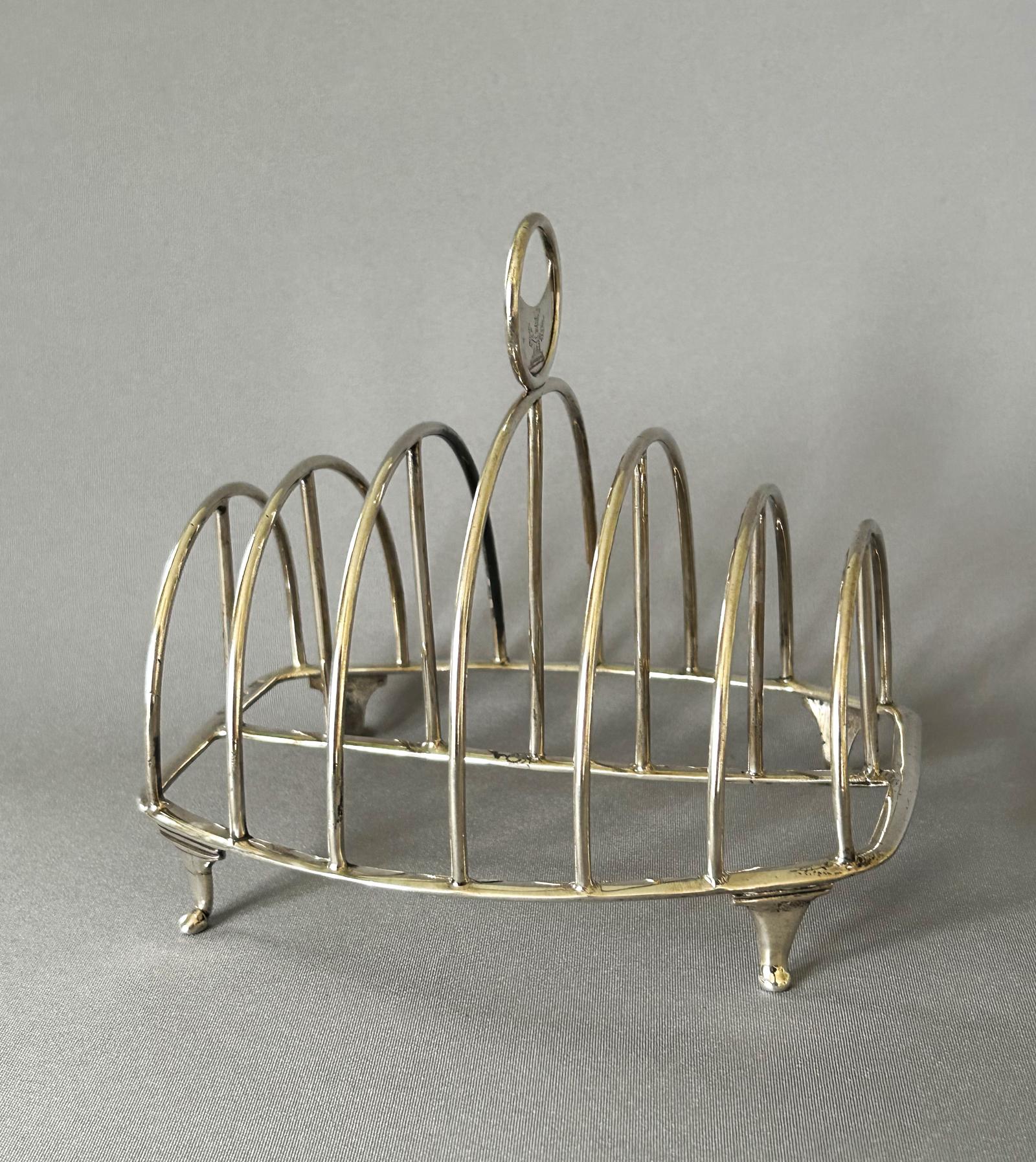Large Regency Silver Toast Rack by a Female Silversmith (1 of 10)