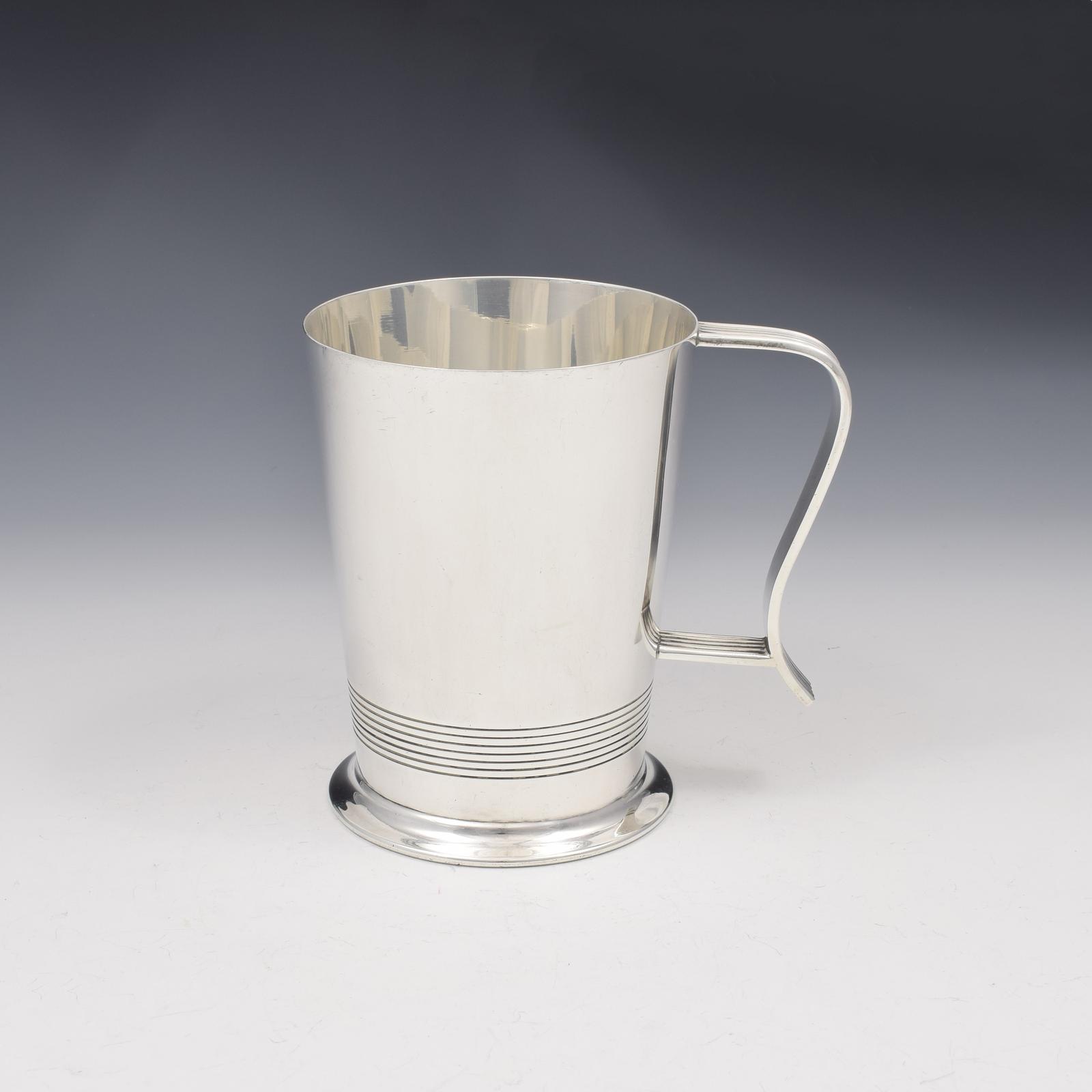 Fine Art Deco 1 Pint Sterling Silver Beer Mug / Tankard (1 of 8) Fine Art Deco 1 Pint Sterling Silver Beer Mug / Tankard (1 of 8)