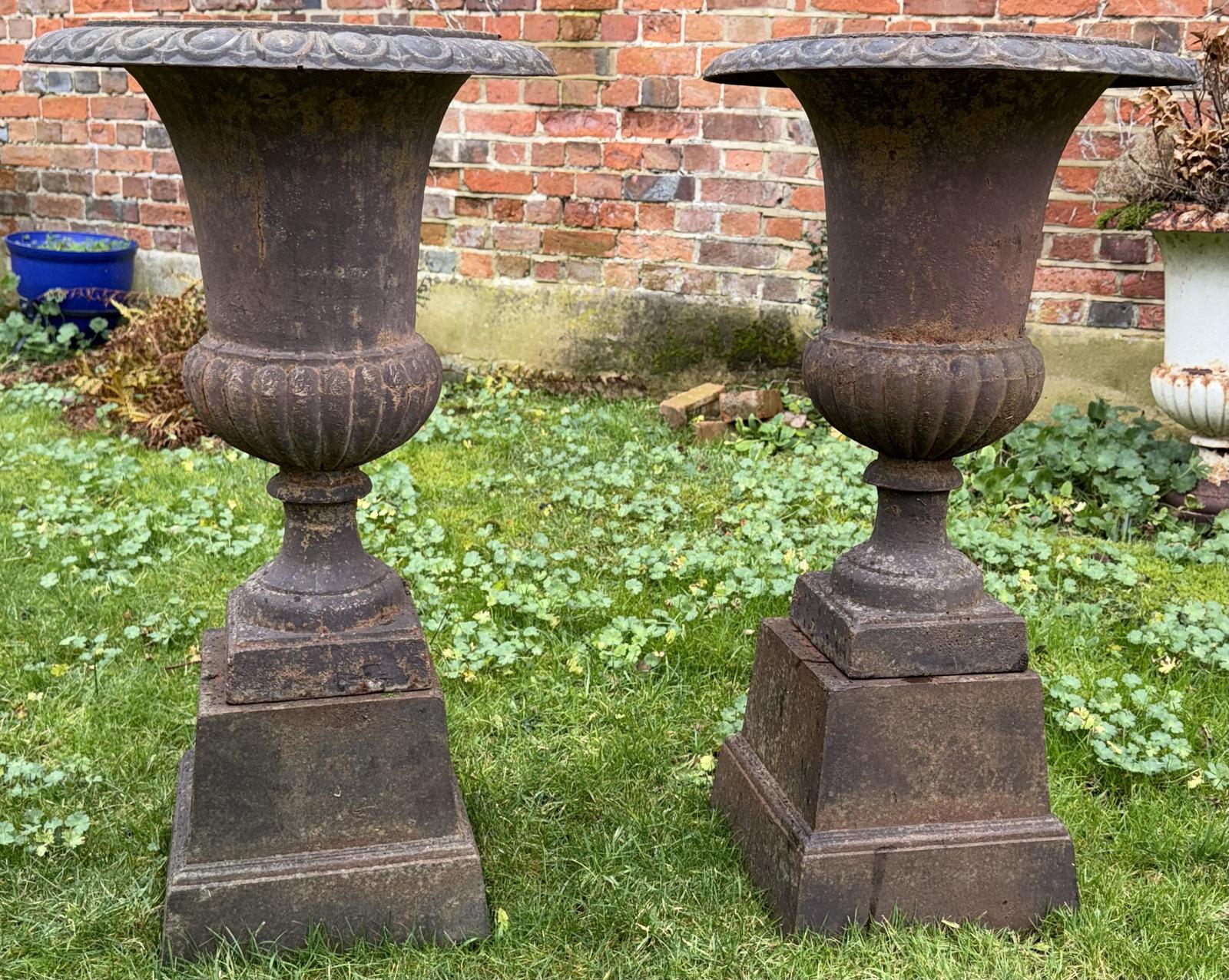 Pair of Large Cast Iron Garden Urns (1 of 5) Pair of Large Cast Iron Garden Urns (1 of 5)