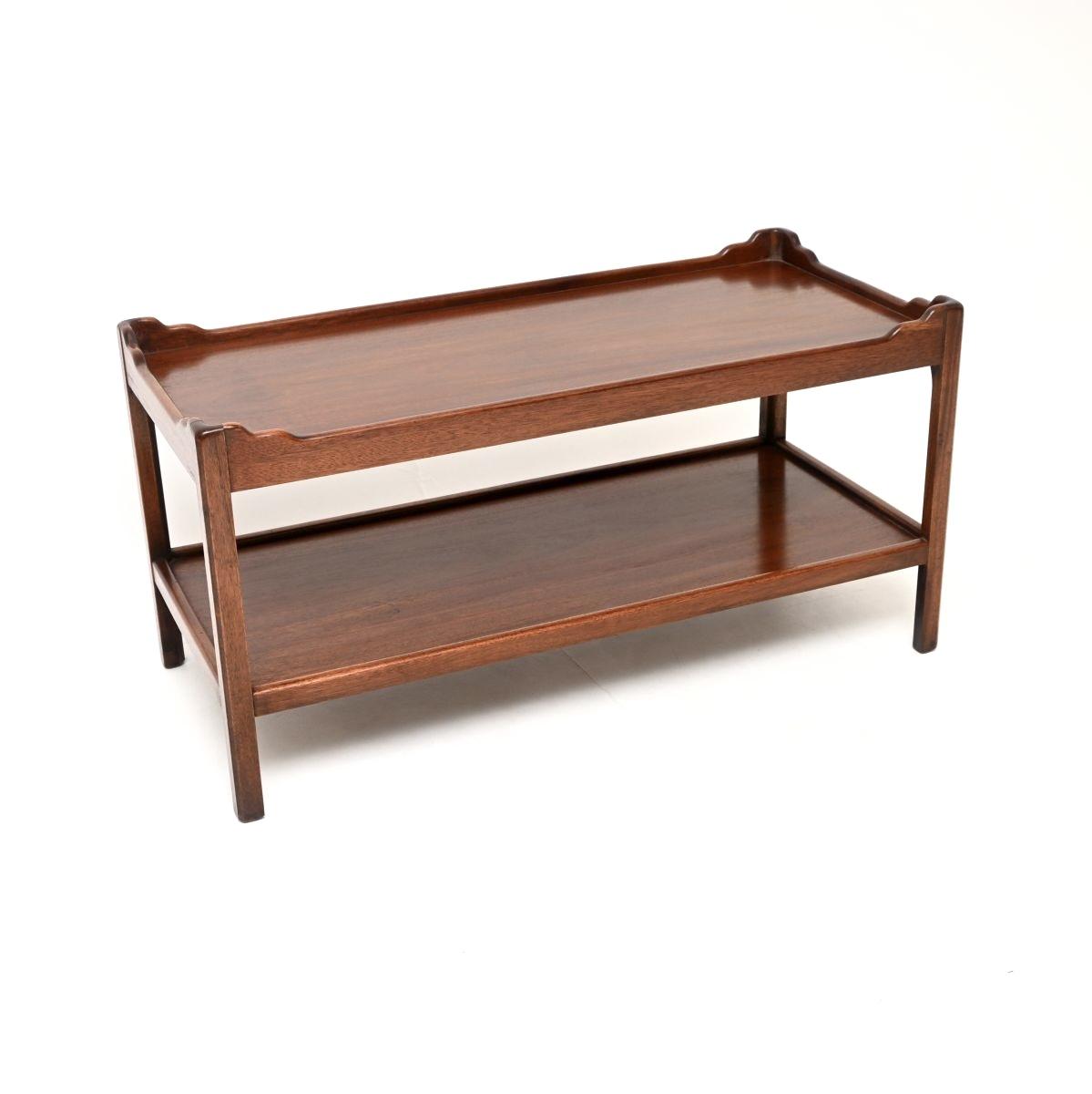 Antique Georgian Style Mahogany Coffee Table (1 of 7) Antique Georgian Style Mahogany Coffee Table (1 of 7)