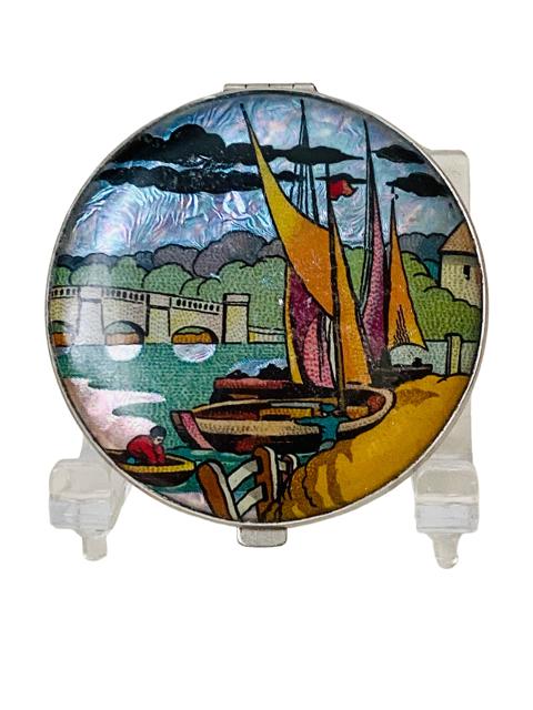Art Deco 1930s Gwenda Foil Backed Picture Powder Compact (1 of 6) Art Deco 1930s Gwenda Foil Backed Picture Powder Compact (1 of 6)