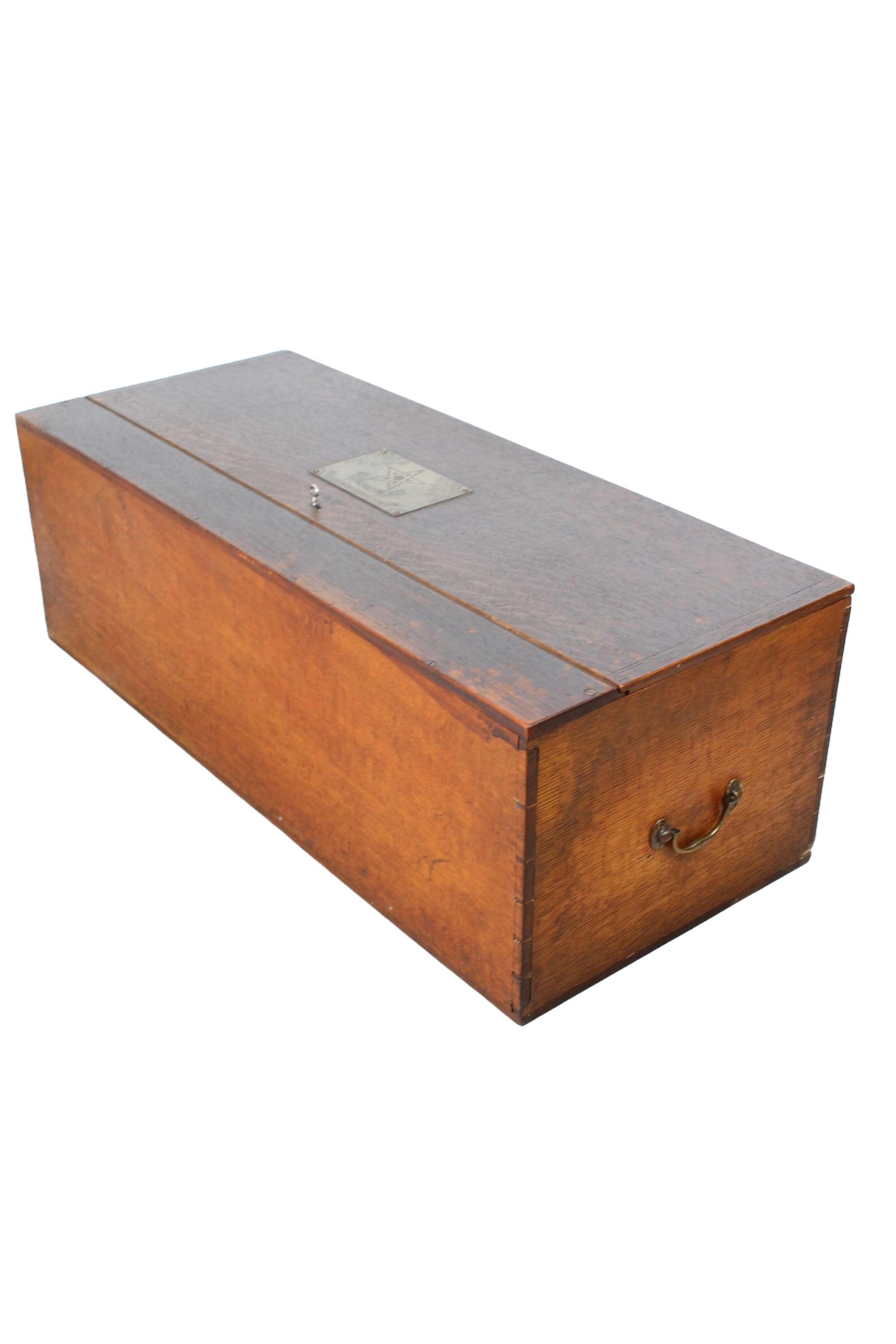 1920s Oak Masonic Deed Chest / Coffee Table (1 of 13)