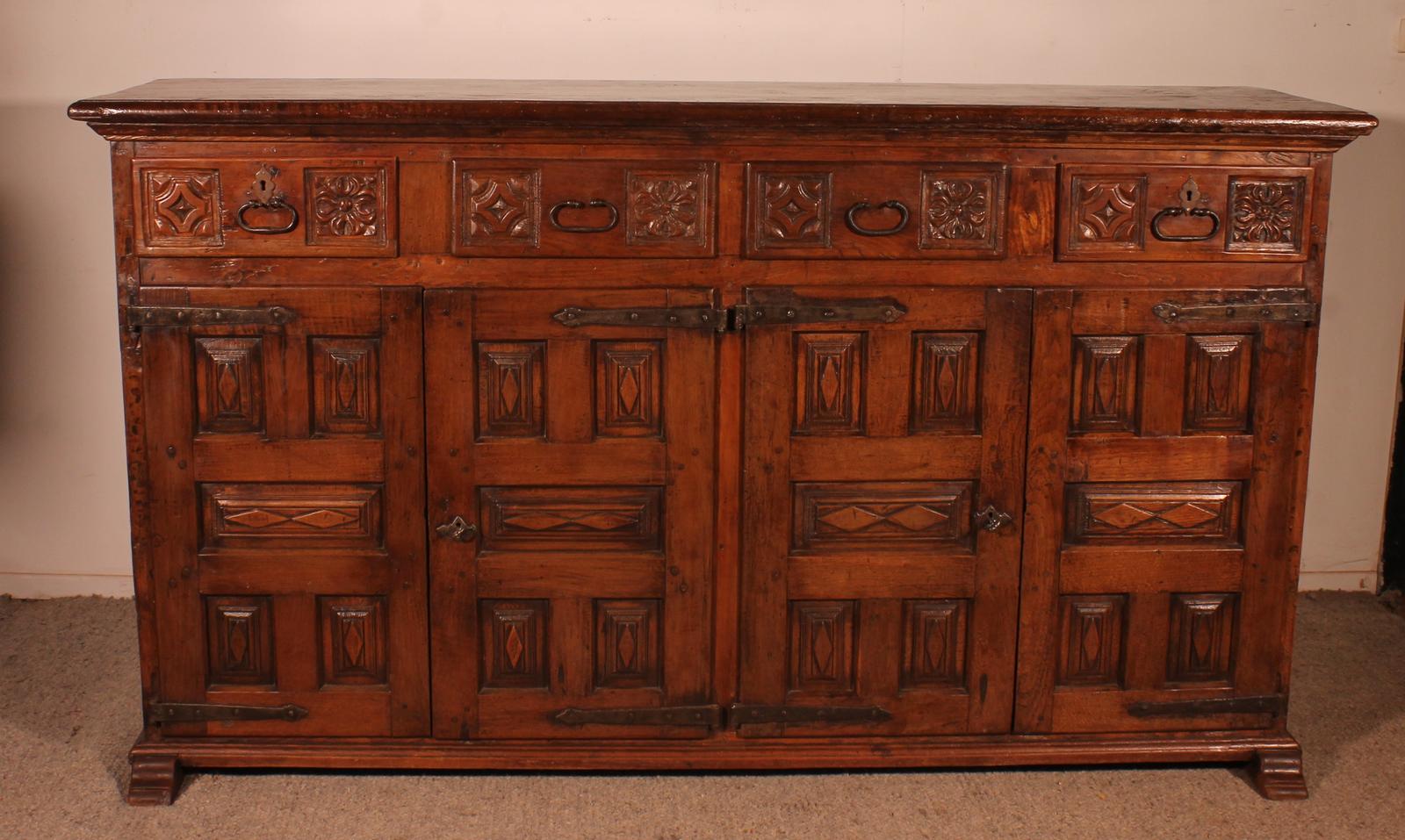 Credenzas - main image