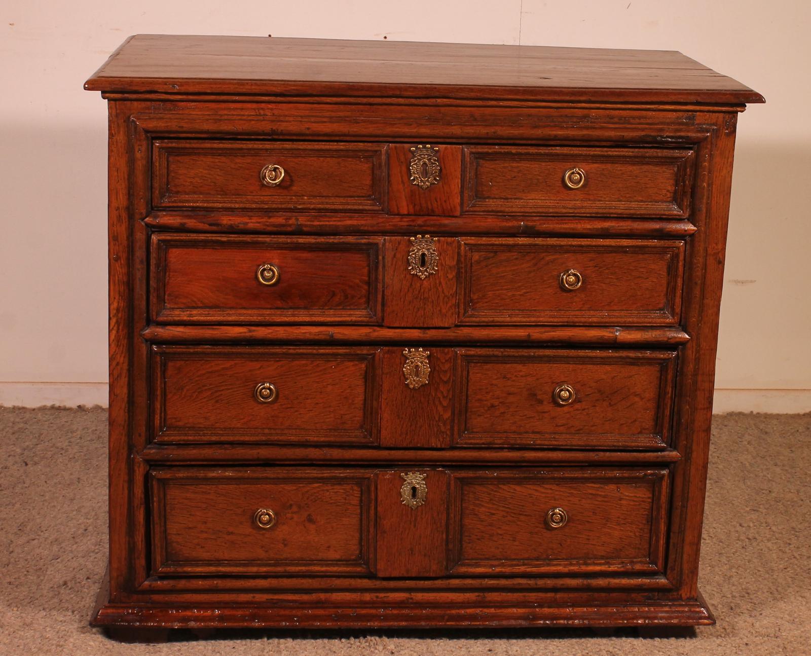 English Oak Chest of Drawers - Early 18th Century (1 of 12)