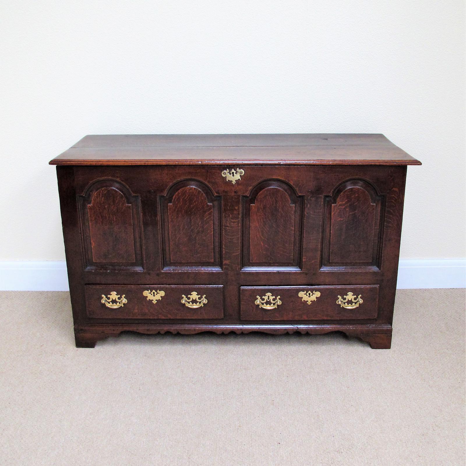 Georgian Oak Mule Chest (1 of 7)