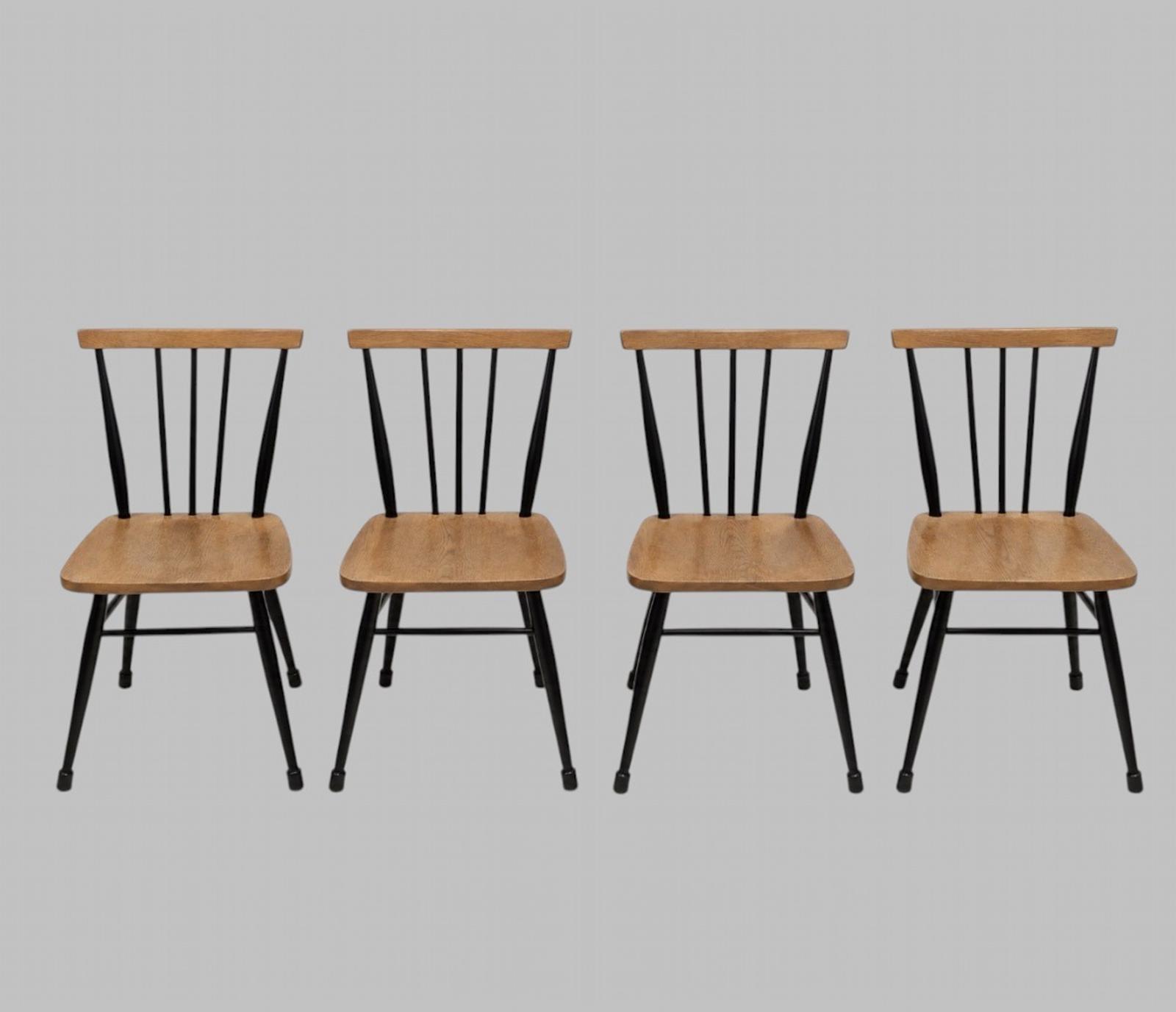 Set of Four Ercol Model 608 Spindle Back Dining Chairs 1960s (1 of 5) Set of Four Ercol Model 608 Spindle Back Dining Chairs 1960s (1 of 5)