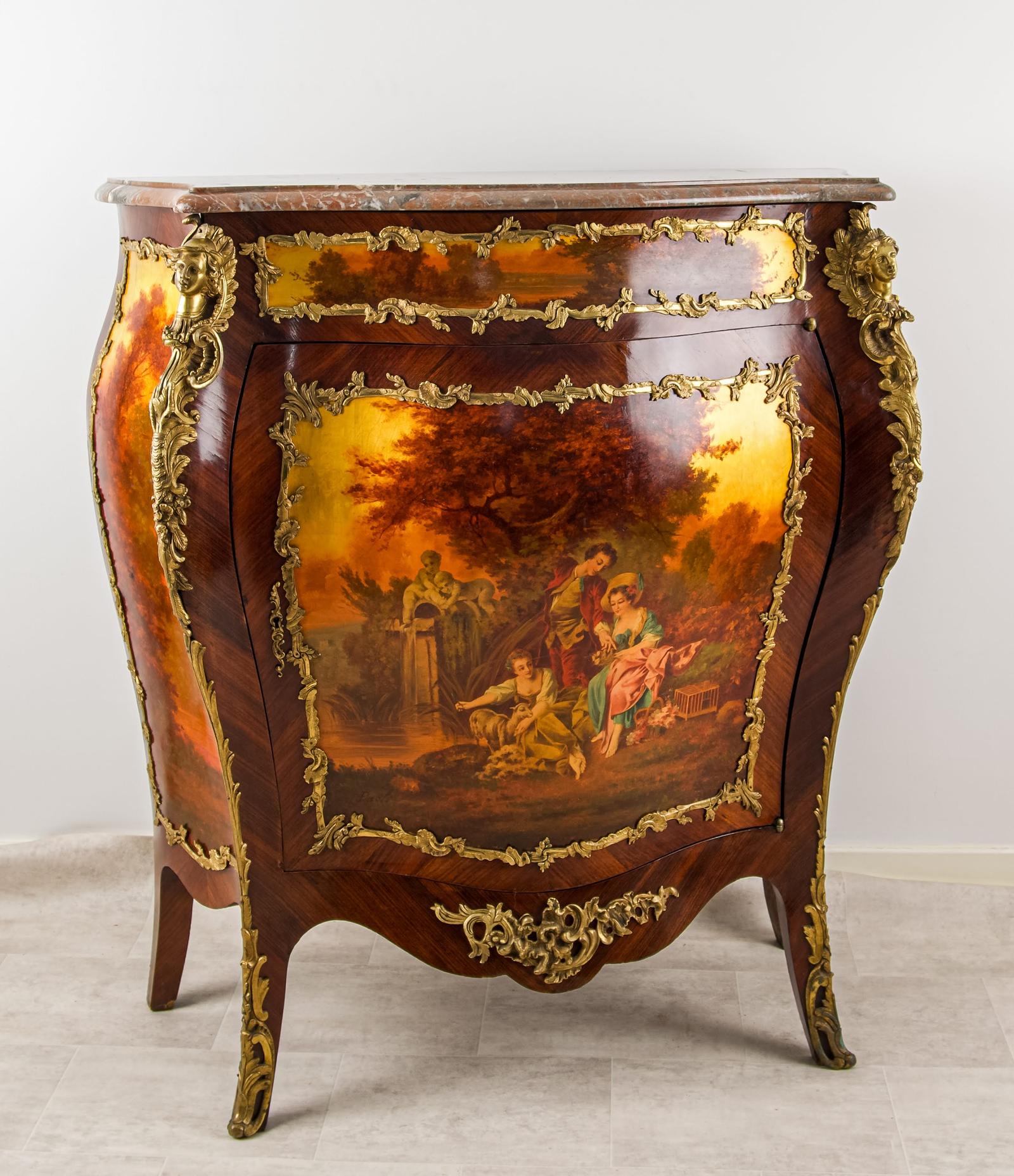 Fine Quality French Vernis Martin Bombe Cabinet with Ormolu Mounts c.1900 (1 of 7) Fine Quality French Vernis Martin Bombe Cabinet with Ormolu Mounts c.1900 (1 of 7)