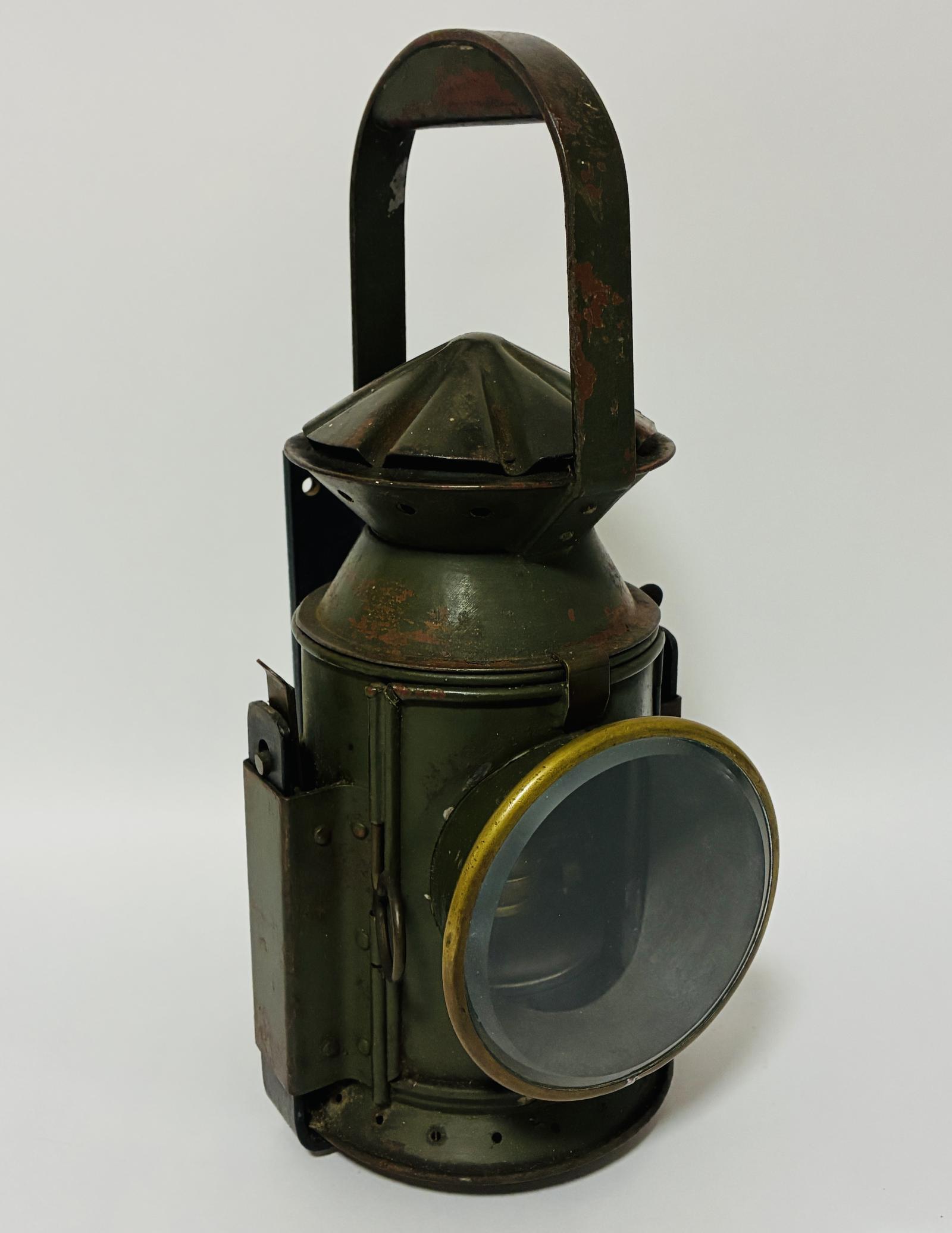 1930s Lighting - main image