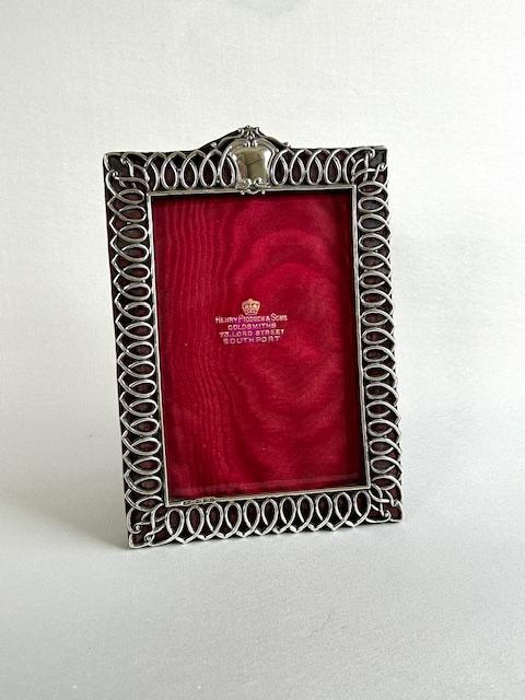 Fabulous Victorian Silver Photo Frame (1 of 8) Fabulous Victorian Silver Photo Frame (1 of 8)