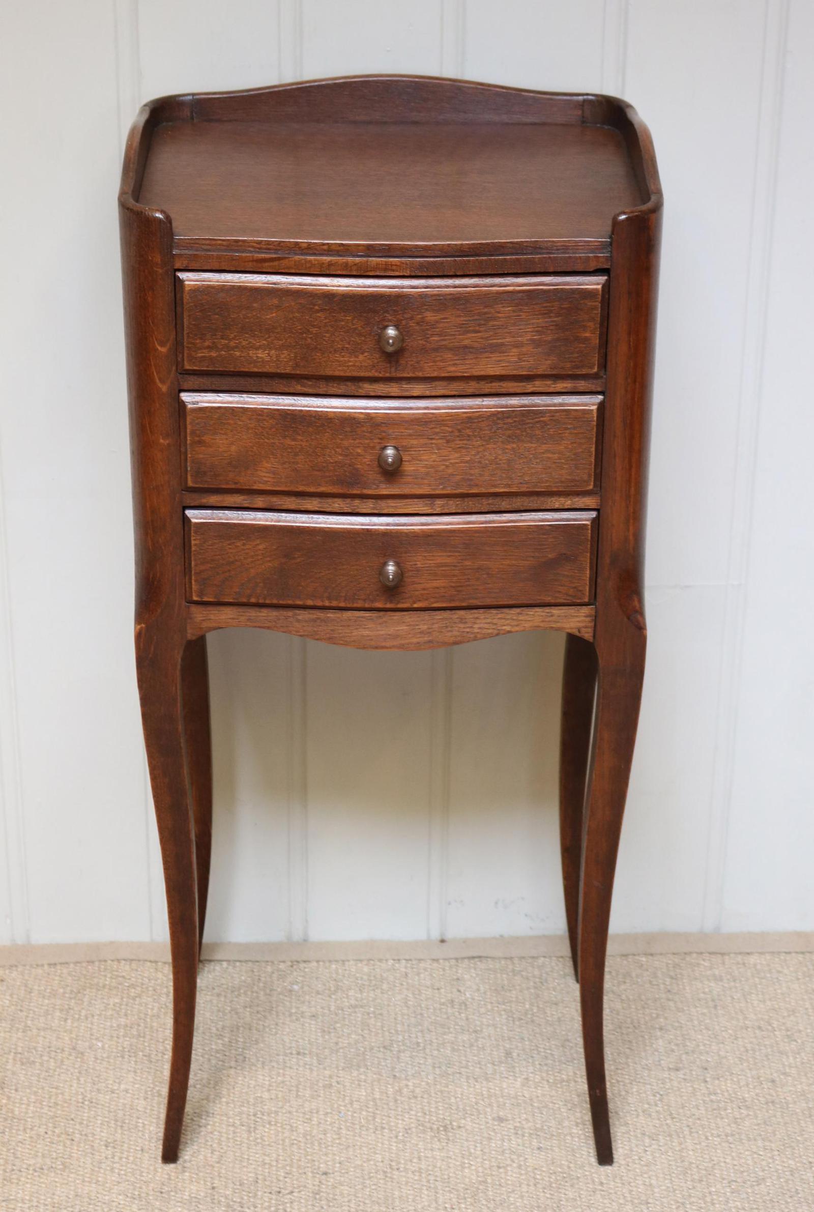 French Oak Bedside Cabinet (1 of 9) French Oak Bedside Cabinet (1 of 9)