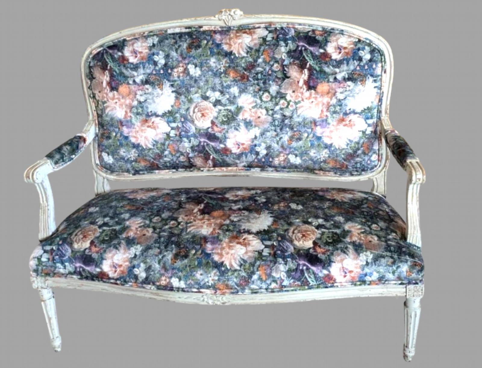 A Traditional French Canape (1 of 8) A Traditional French Canape (1 of 8)