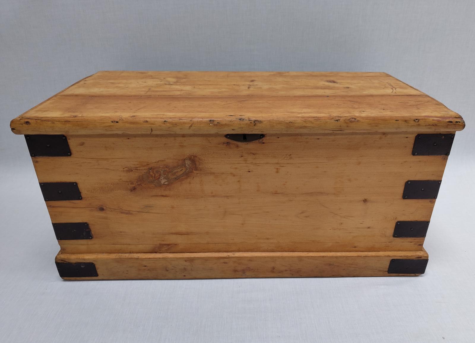 Antique Pine Blanket Box OT0357 / LA449731