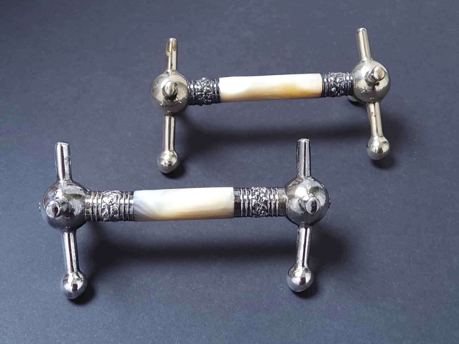 Pair of Silver Plate Mother of Pearl Knife Stands (1 of 5) Pair of Silver Plate Mother of Pearl Knife Stands (1 of 5)