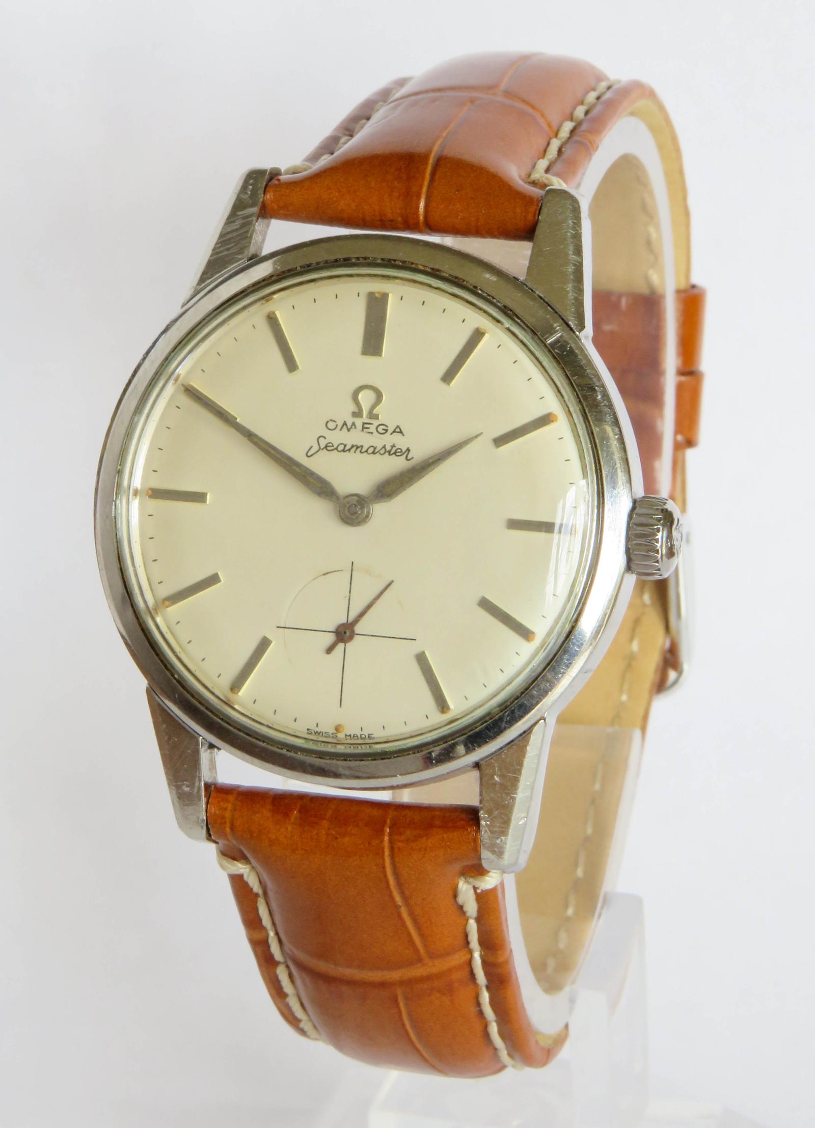 Watch: Gents Omega Seamaster Wrist Watch 1961 (1 of 5)
