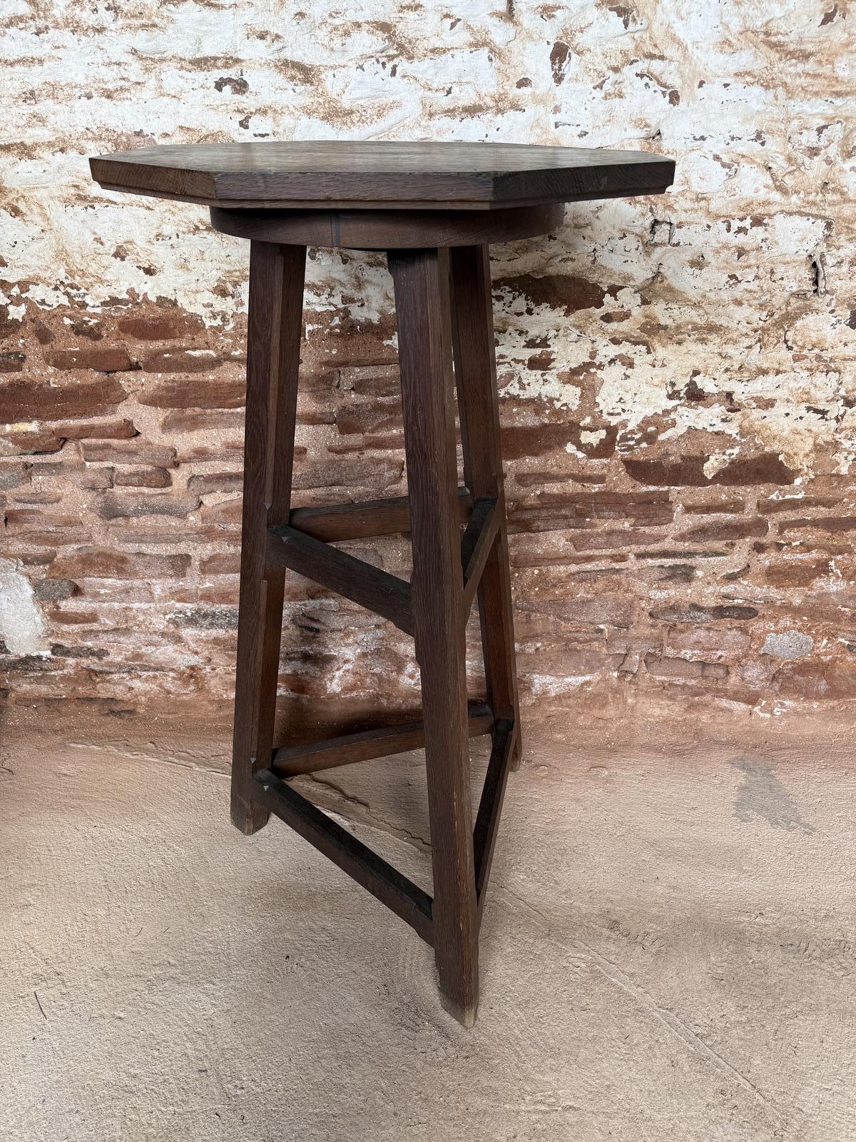 Late 19th Century Oak Sculptors Stand (1 of 13)