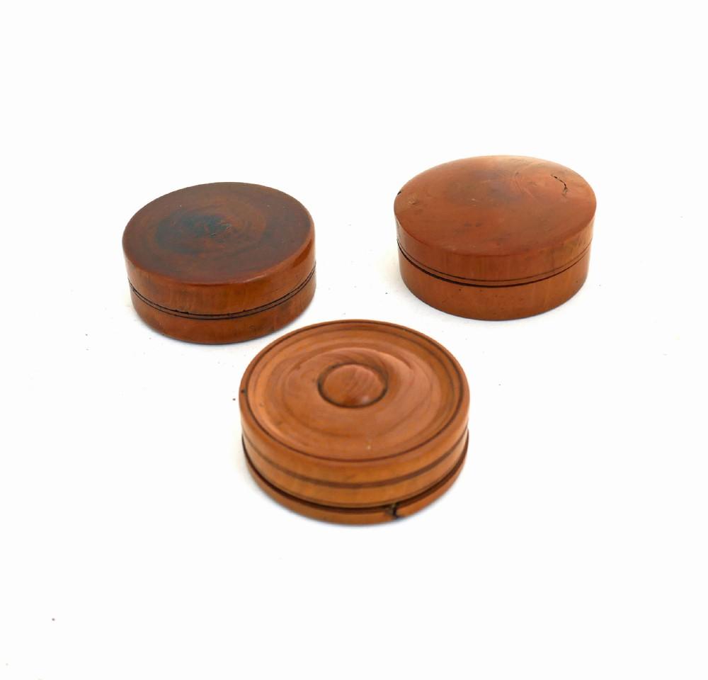 Antique Treen Three 19th Century Turned Boxwood Snuff Boxes - English 1860-1870 (1 of 4)